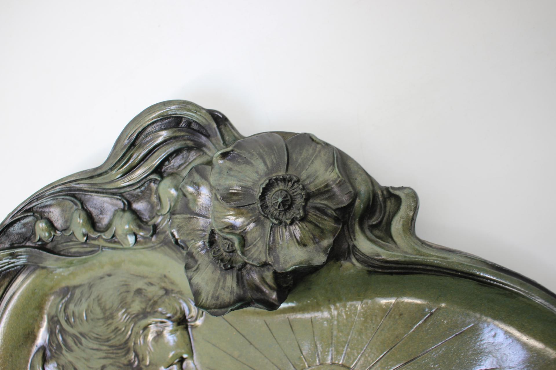 Scultura in resina da parete di metà secolo, anni '50 in vendita 4