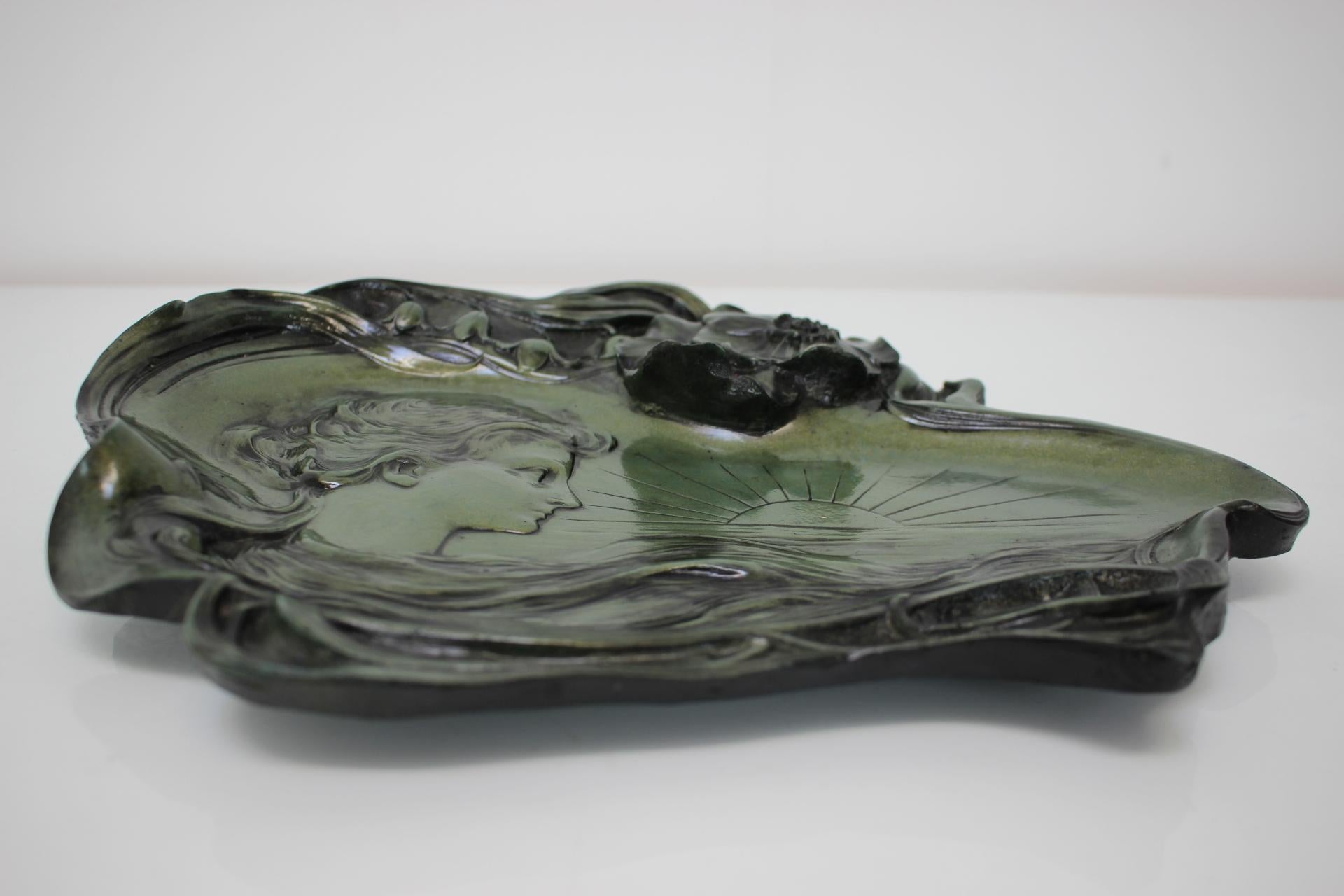 Scultura in resina da parete di metà secolo, anni '50 in vendita 5