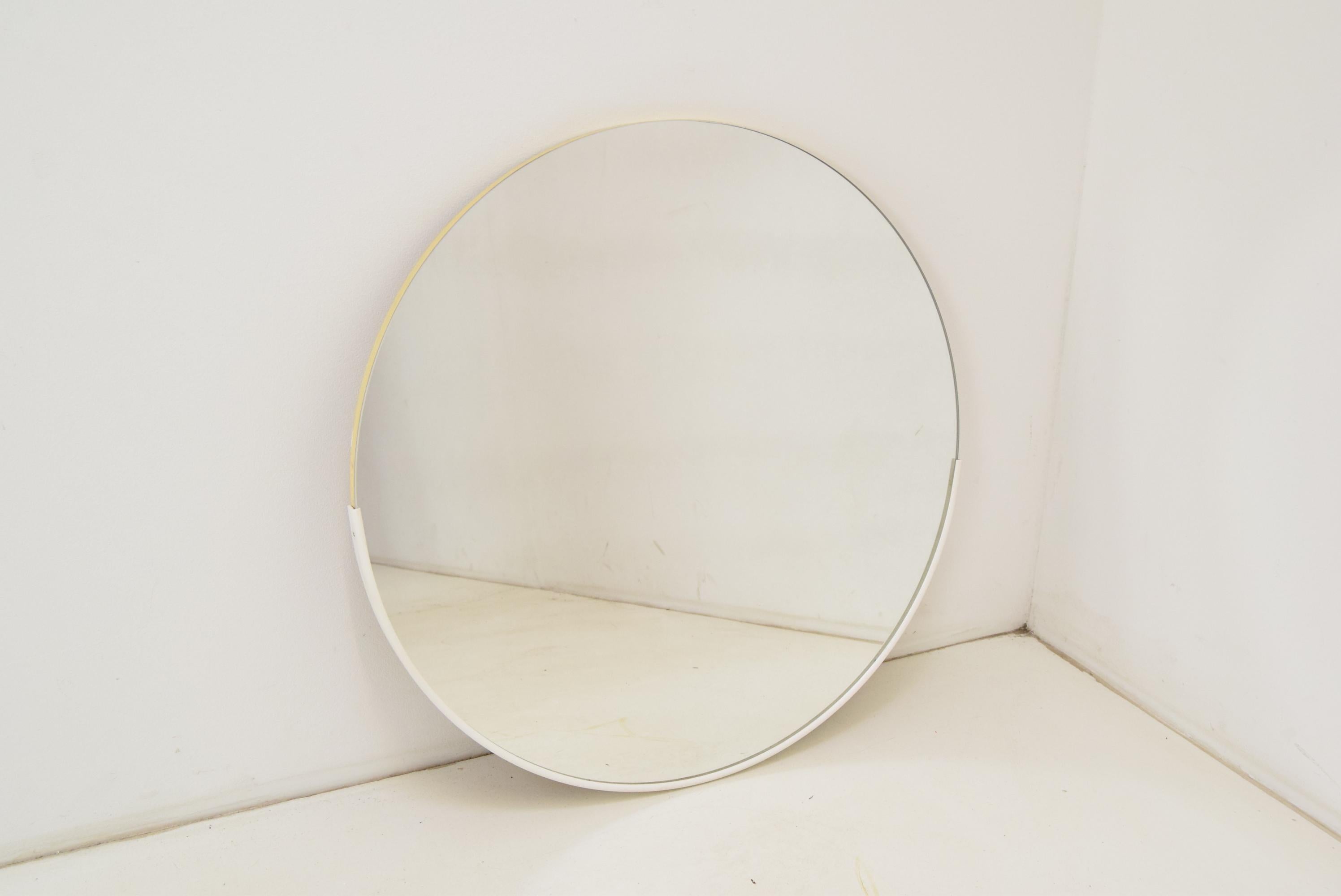 Midcentury Wall Round Mirror, 1970s For Sale 1