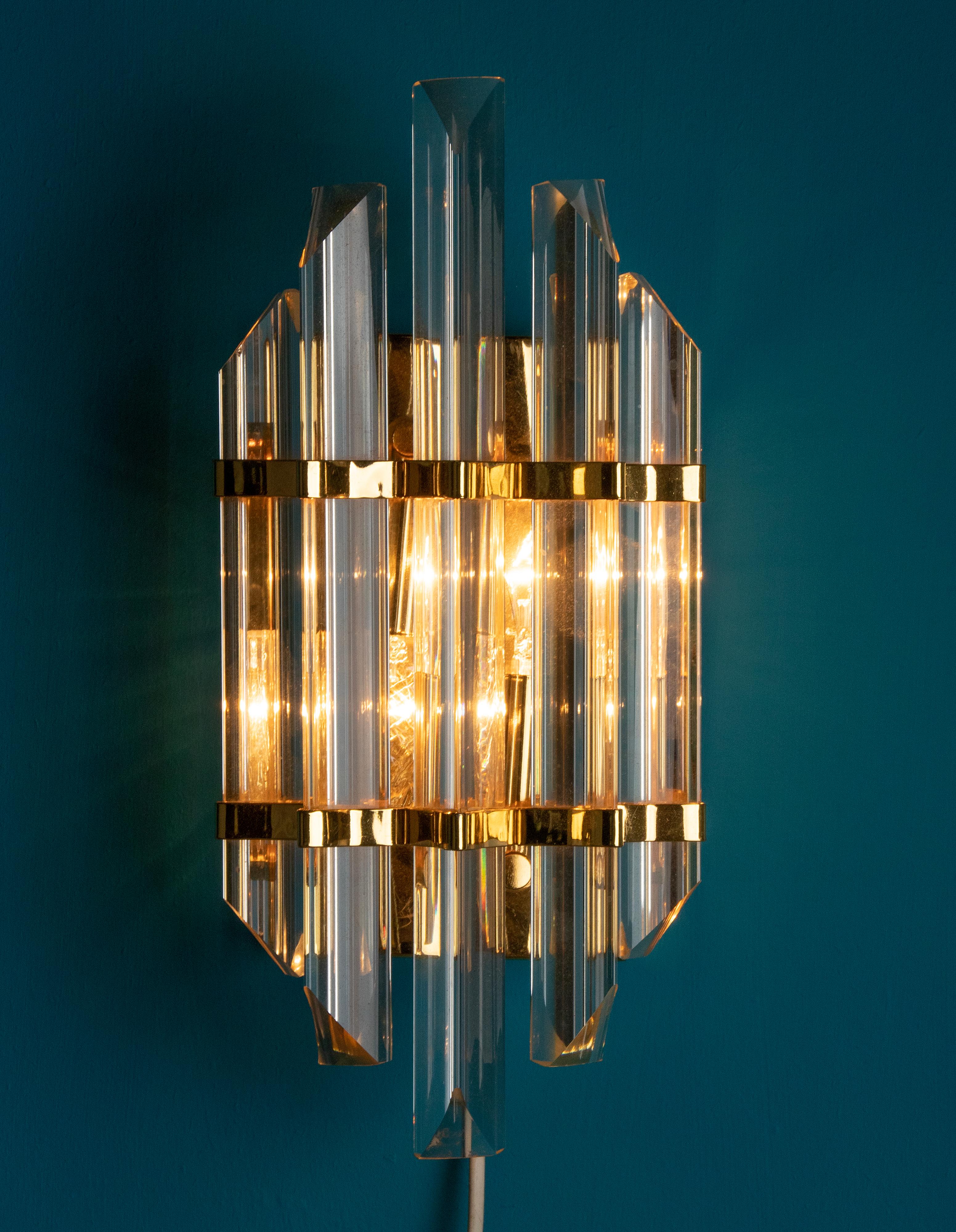 Mid-Century Wall Sconce with Murano Crystal Prism Glass Drops In Good Condition For Sale In Casteren, Noord-Brabant