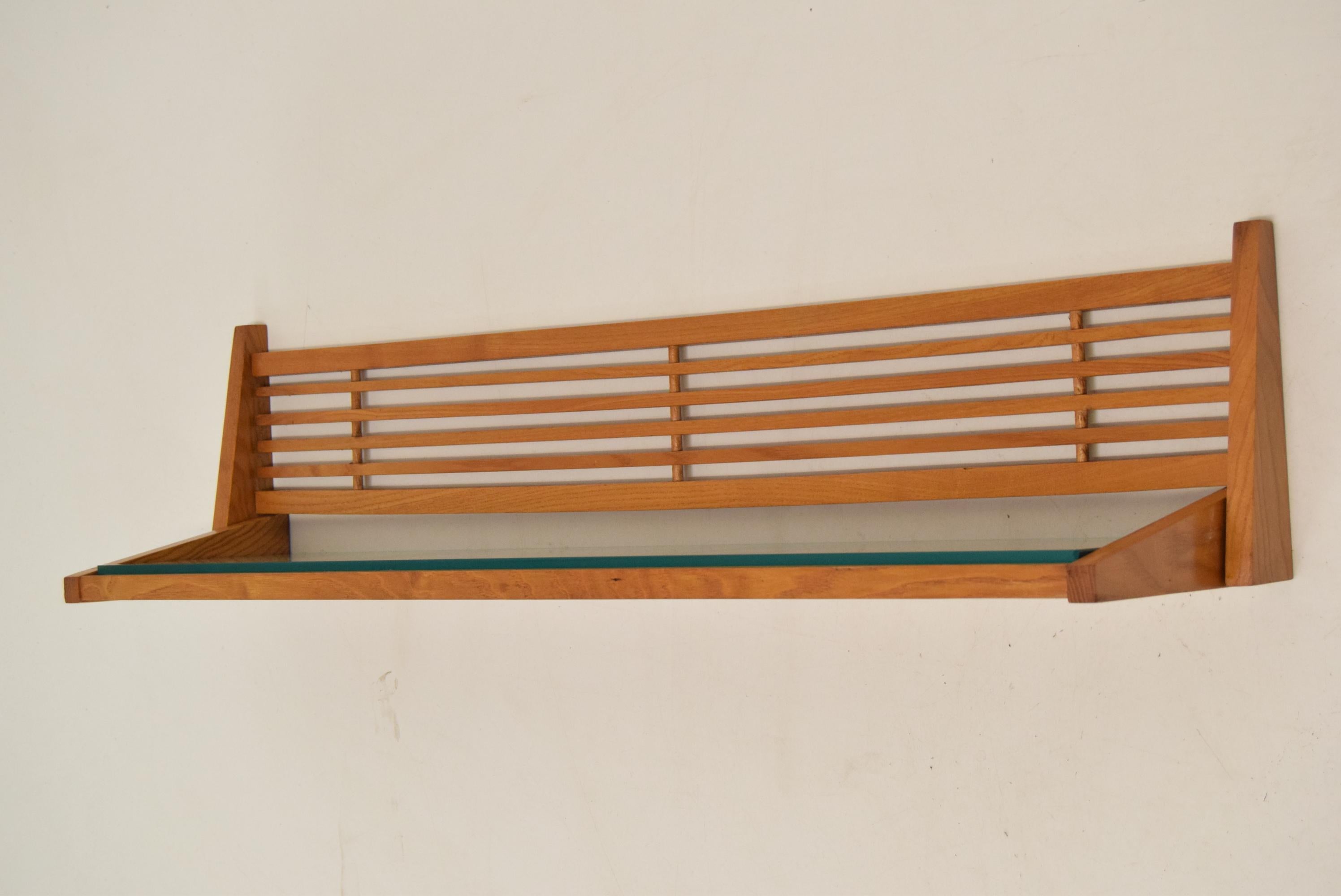 Mid-Century Wall Shelf, 1960's In Good Condition For Sale In Praha, CZ