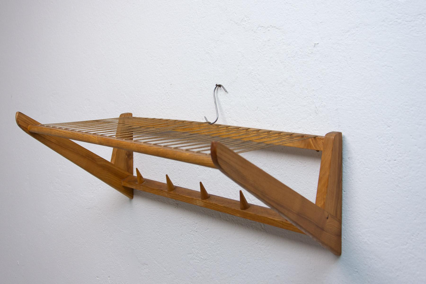 Mid-Century Wall Shelf by Krásná Jizba, Czechoslovakia, 1960's For Sale 3