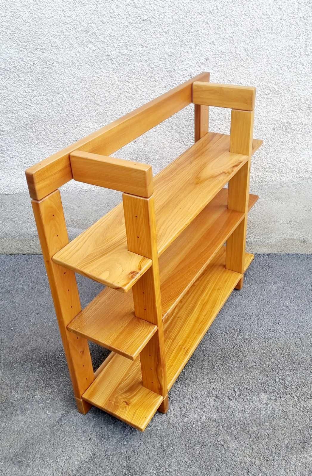 Modulare Wandregale aus der Mitte des Jahrhunderts, hergestellt von Maison Regain in den 80er Jahren
Sie werden aus blonder Ulme hergestellt, 
Gestempelt  