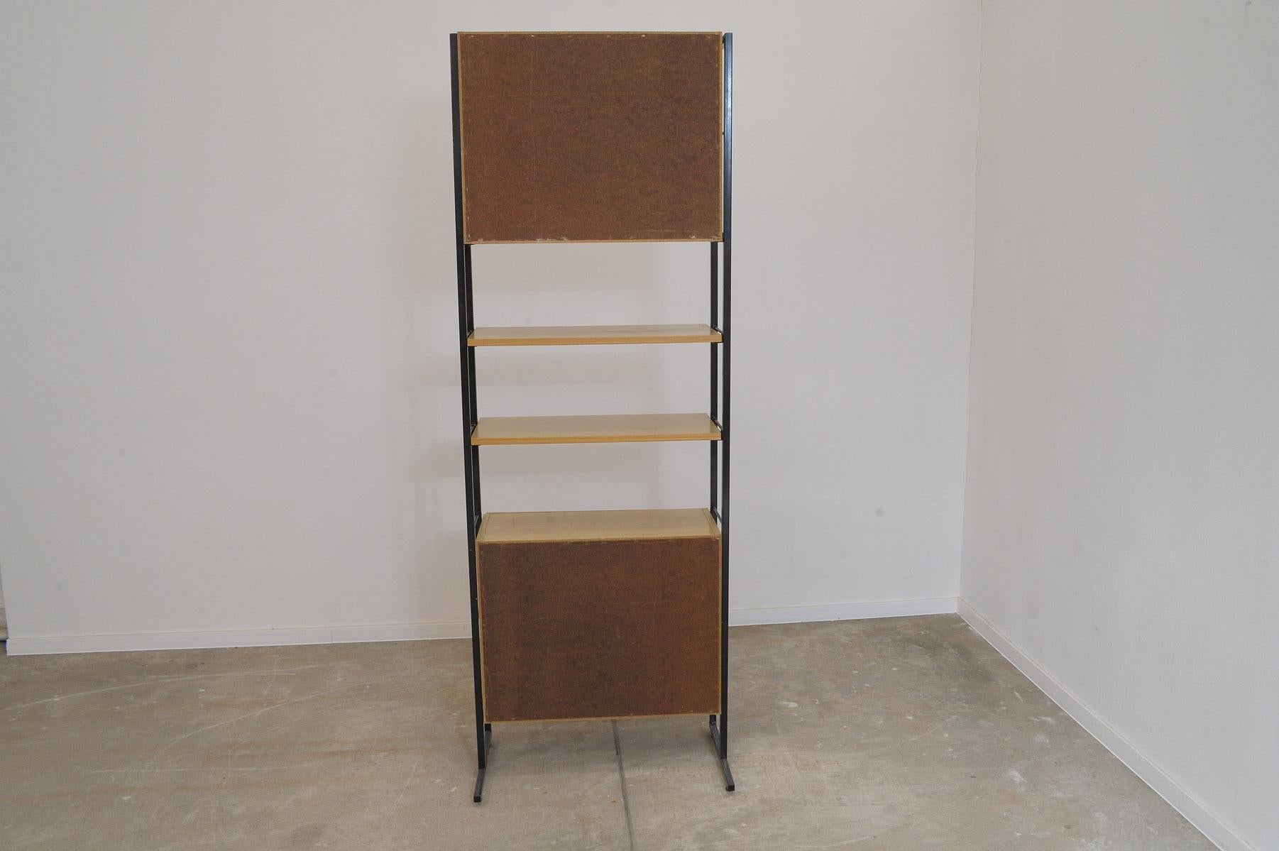 Mid century wall shelf system 1980´s, Czechoslovakia For Sale 11
