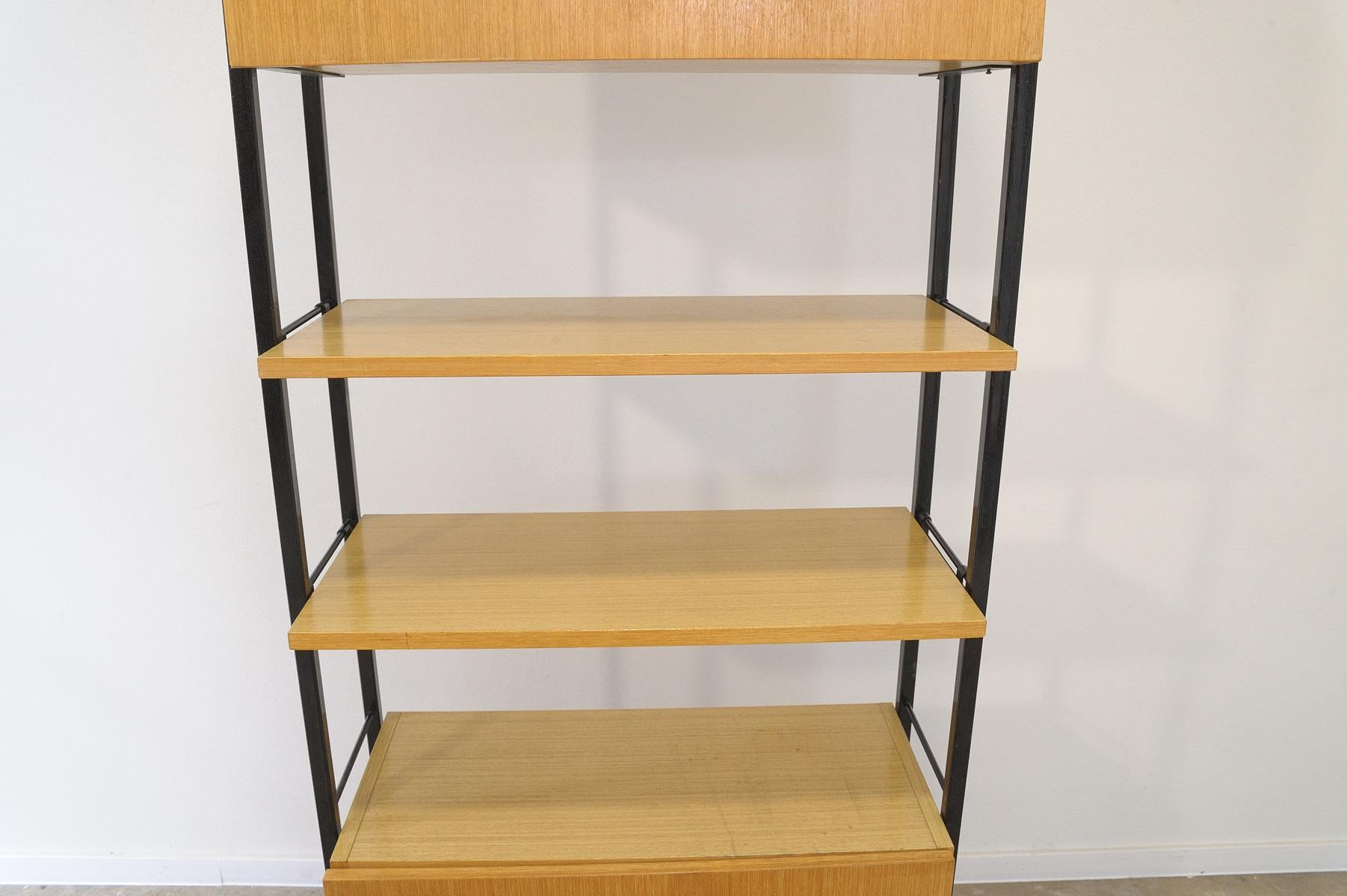 Mid century wall shelf system 1980´s, Czechoslovakia In Good Condition For Sale In Prague 8, CZ