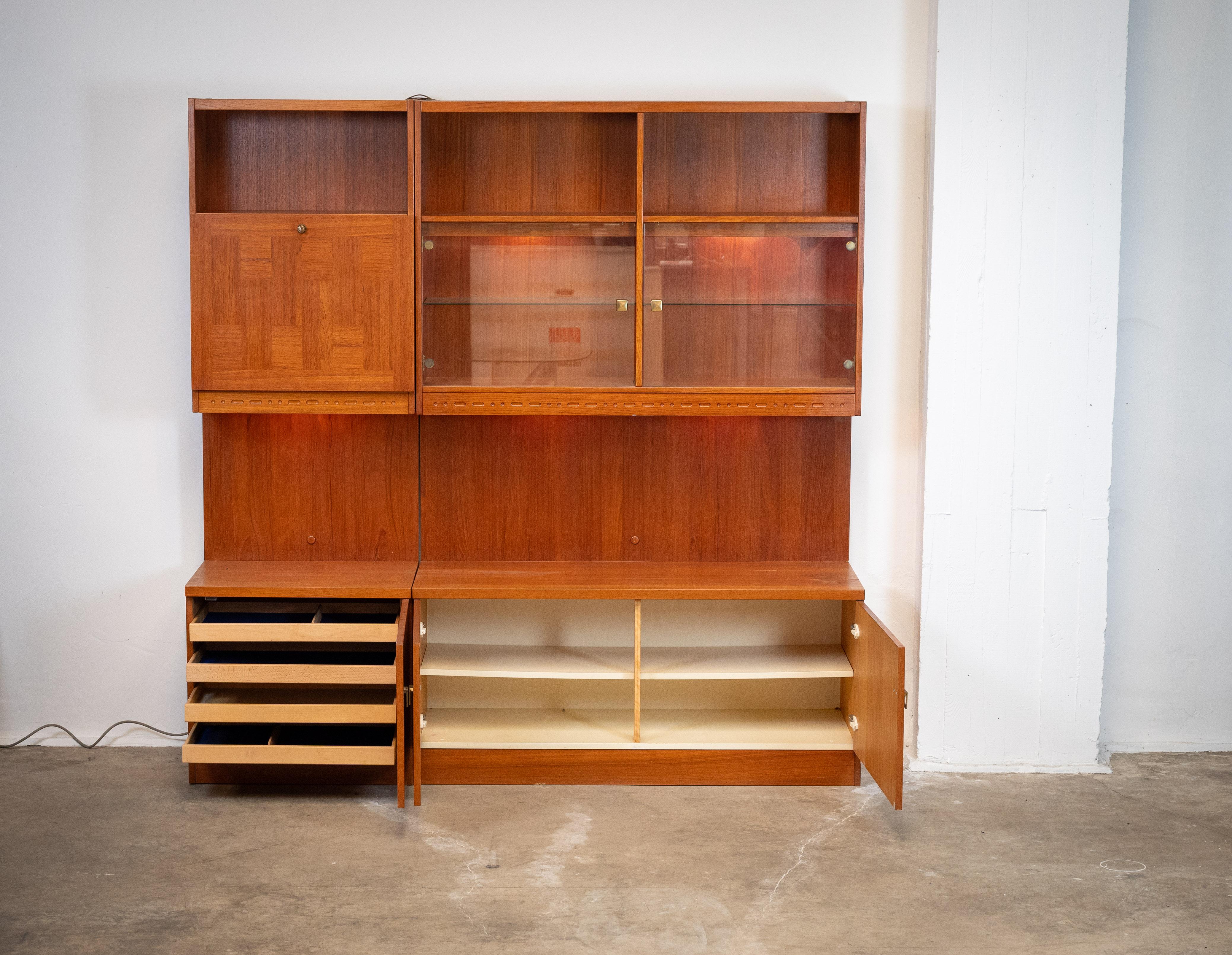 Swedish Mid Century Wall Unit Cabinet  by Nils Jonsson for Troeds For Sale