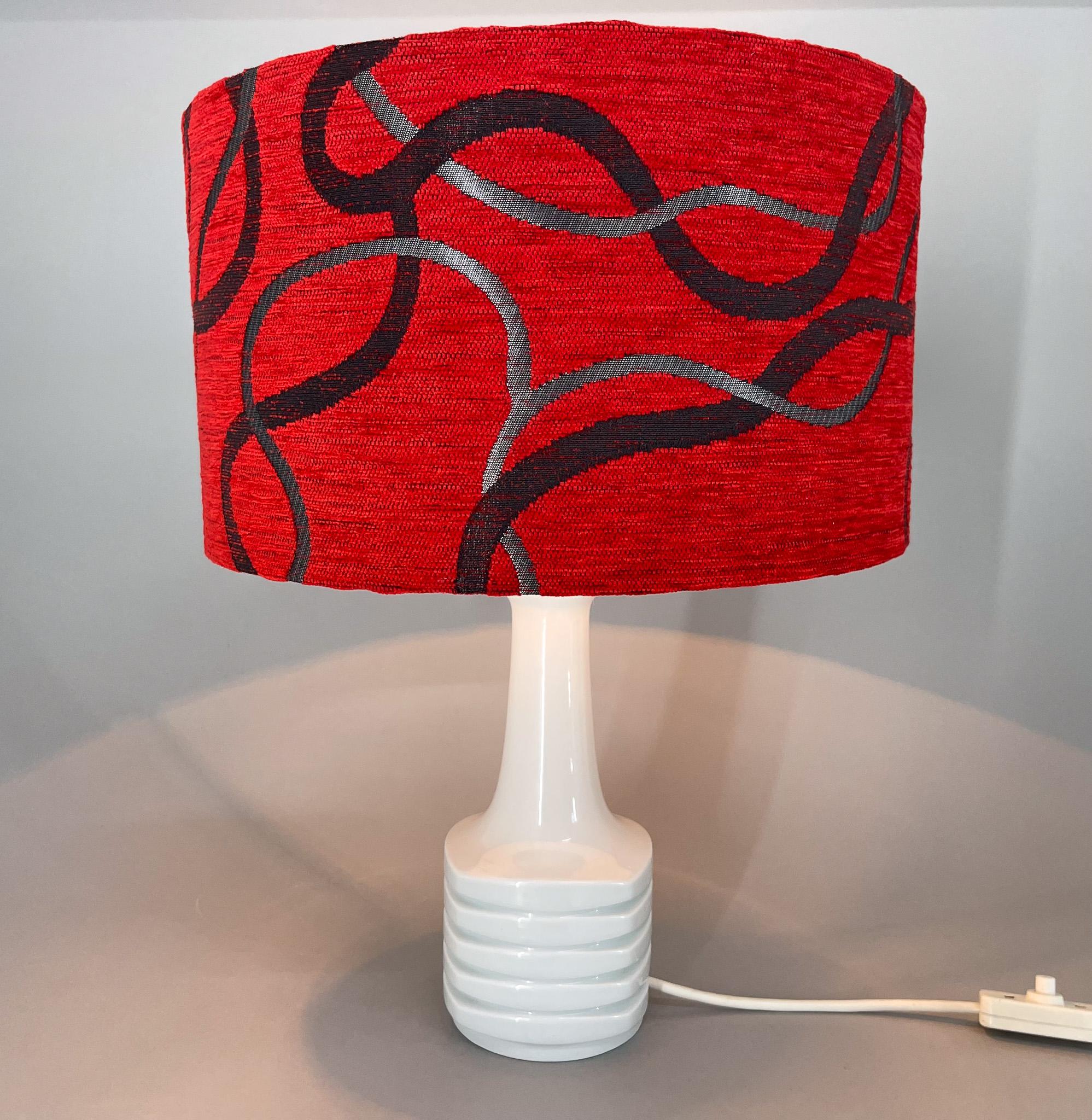 Mid-century Wallendorf Porcelain Table Lamp, Germany, 1960s For Sale 3