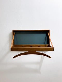 WallValet di metà secolo di Adam Hoff & Poul Østergaard per Virum Møbelsnedkeri