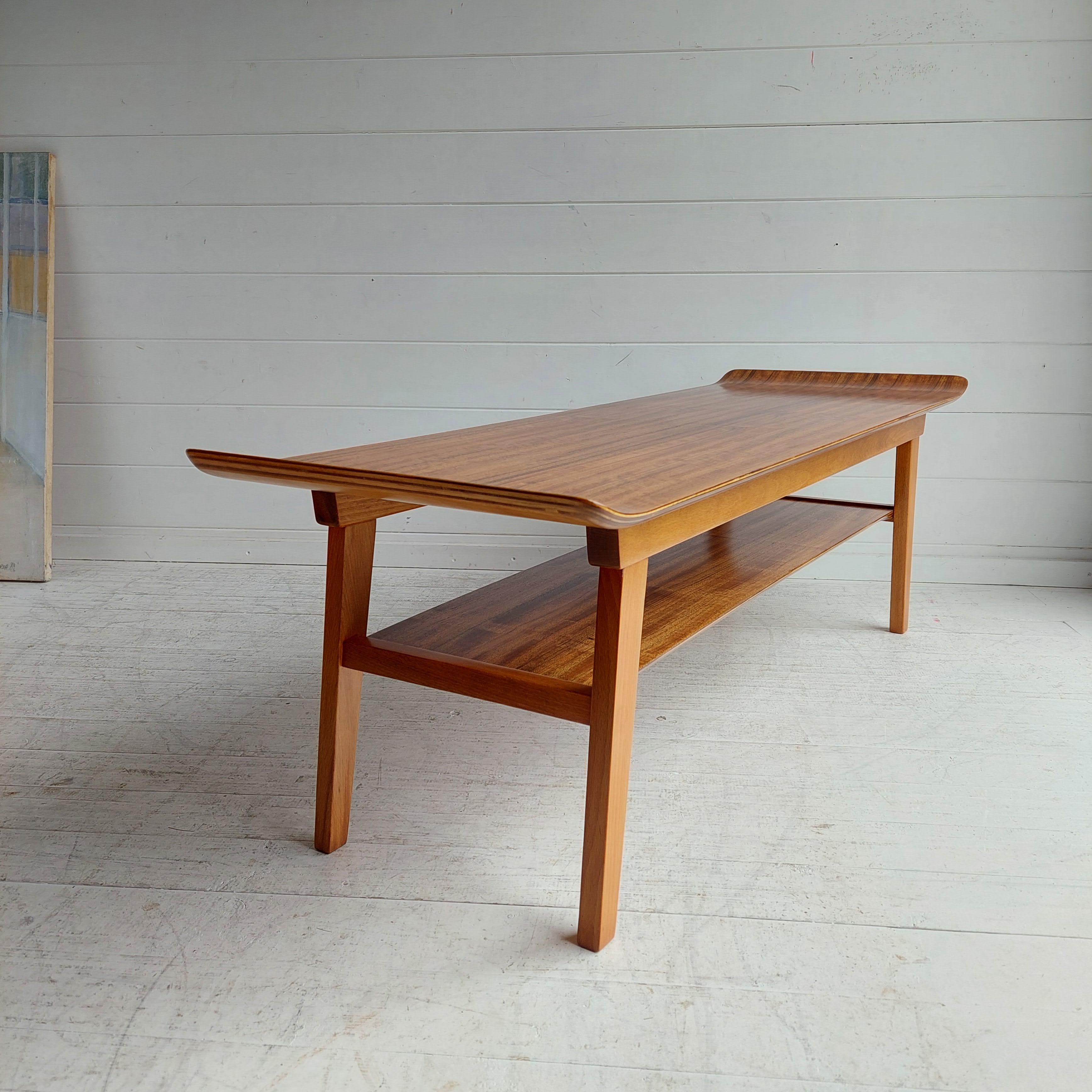 Mid Century Walnut 2 tier coffee table Ewart Myer for Horatio Myer and Co, 1960s In Good Condition In Leamington Spa, GB