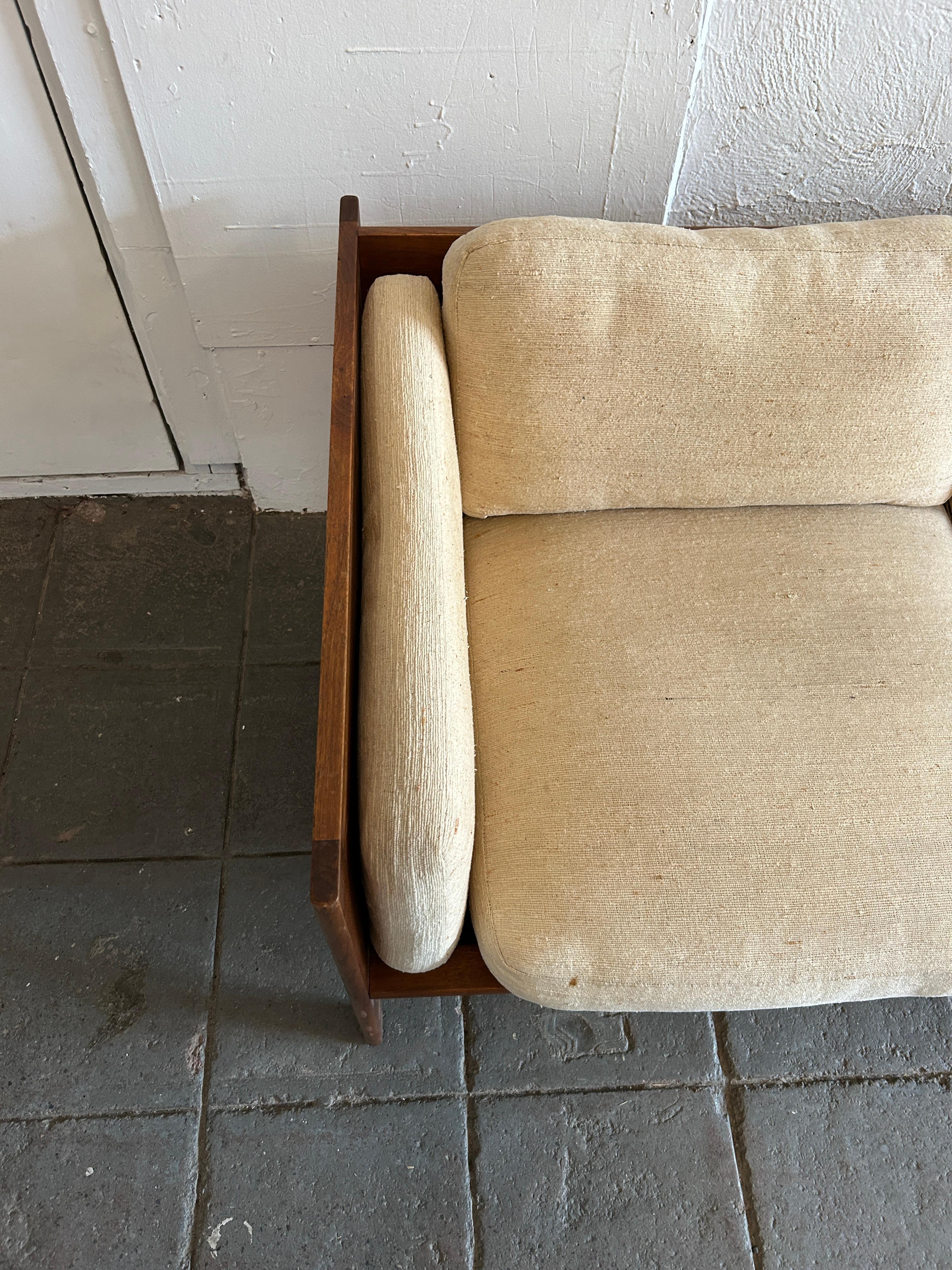 Mid-Century Modern Midcentury Walnut 3 Seat Platform Armed Sofa Daybed by Richard Artschwager For Sale