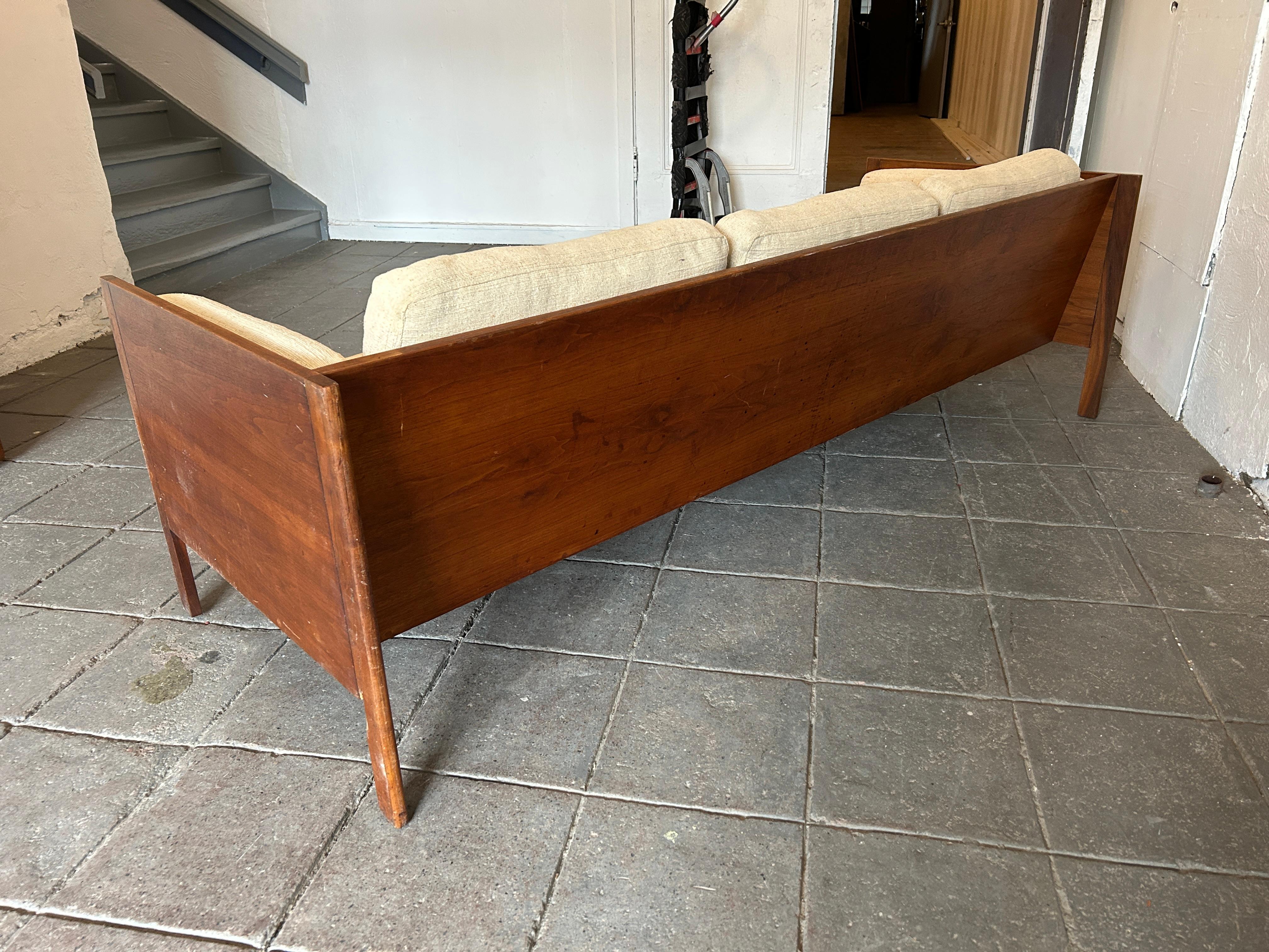 Mid-20th Century Midcentury Walnut 3 Seat Platform Armed Sofa Daybed by Richard Artschwager For Sale