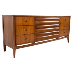 Vintage Dixie Furniture Mid Century Walnut 9 Drawer Lowboy Dresser
