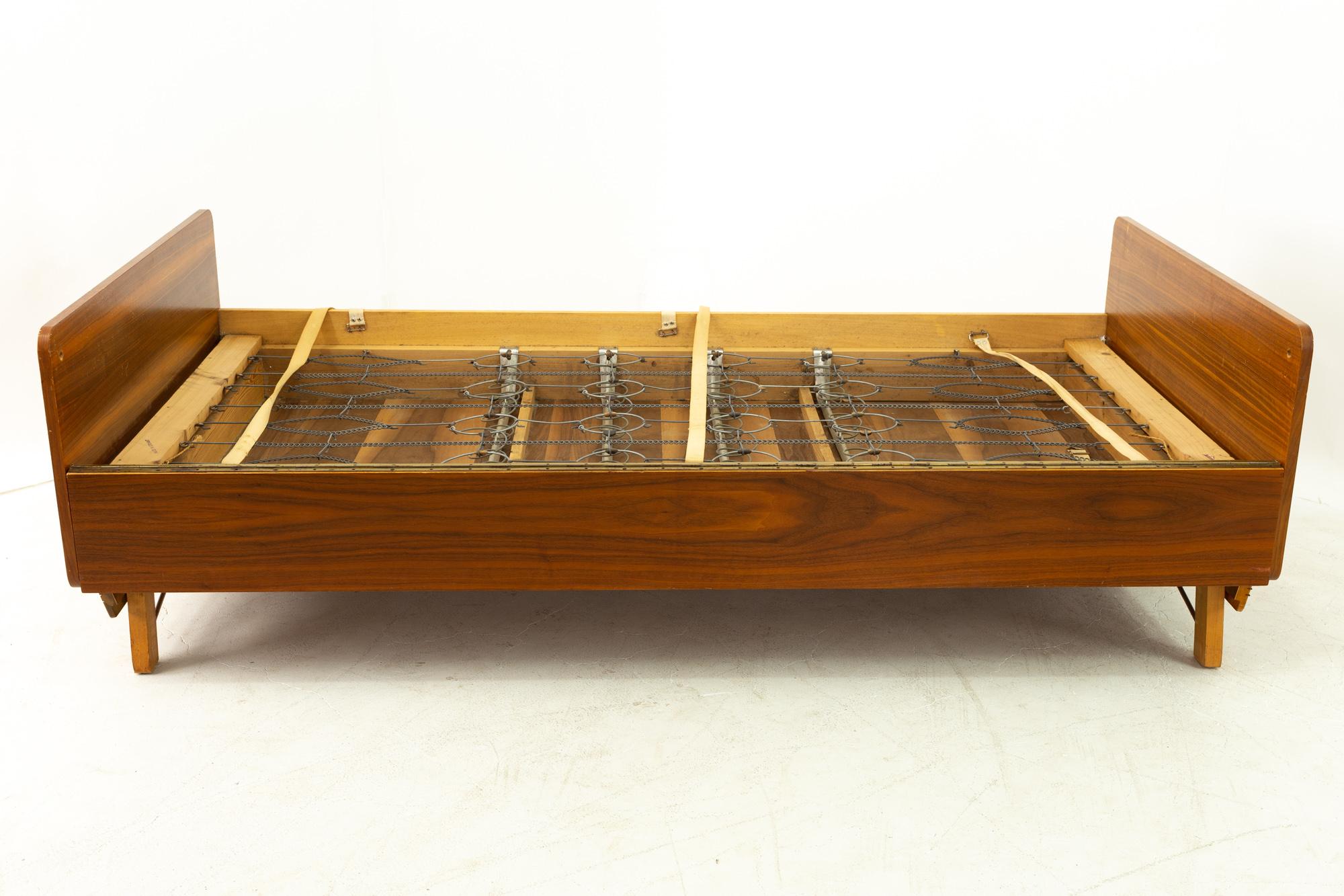 Midcentury Walnut and Brass Full Murphy Bed In Excellent Condition In Countryside, IL