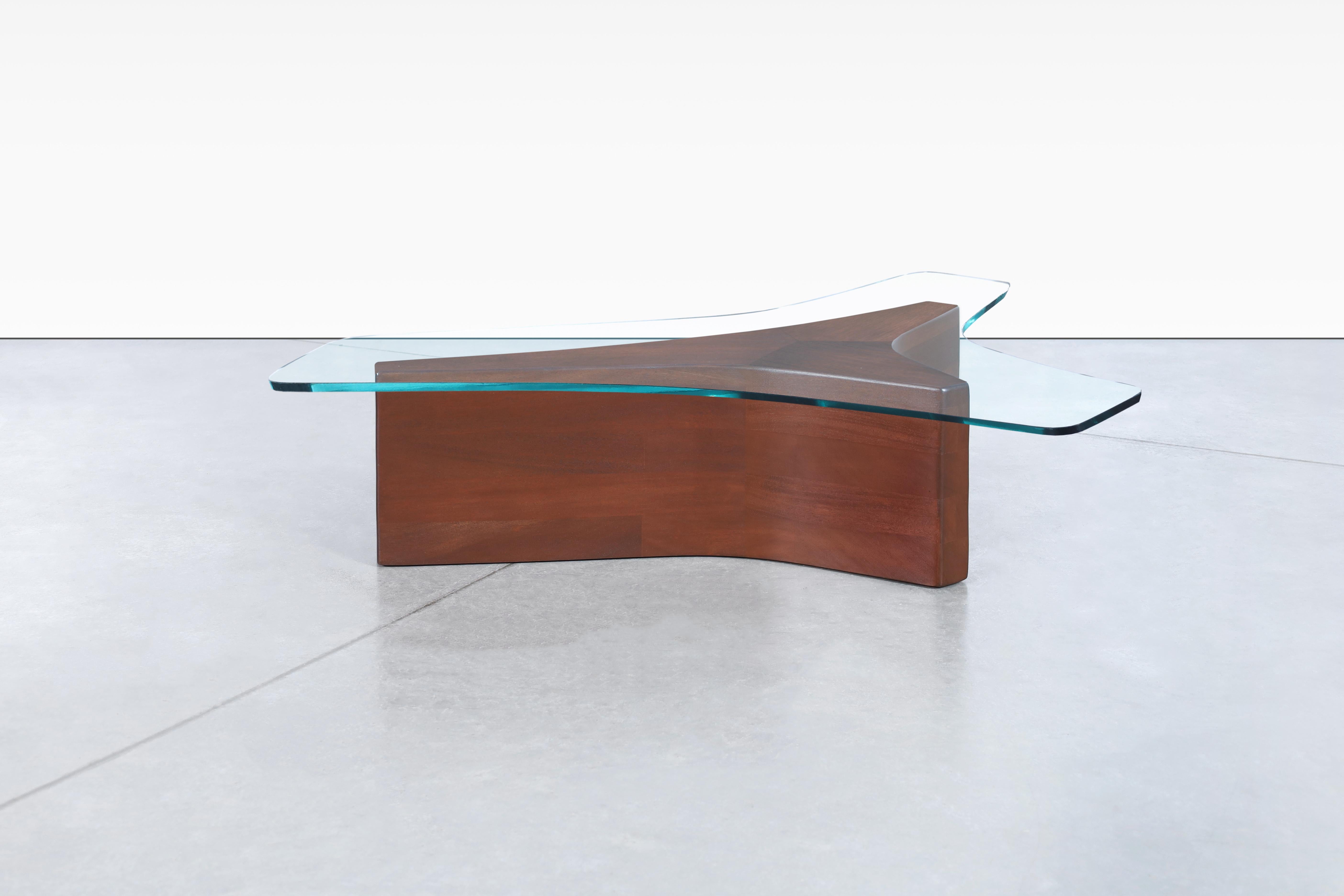 MidCentury Walnut and Glass Biomorphic Coffee Table Attributed to Vladimir Kagan For Sale 3