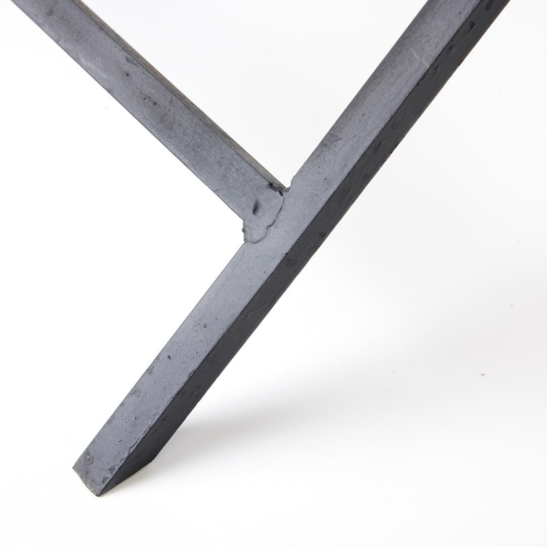 Table en noyer et fer du milieu du siècle Bon état - En vente à New York, NY