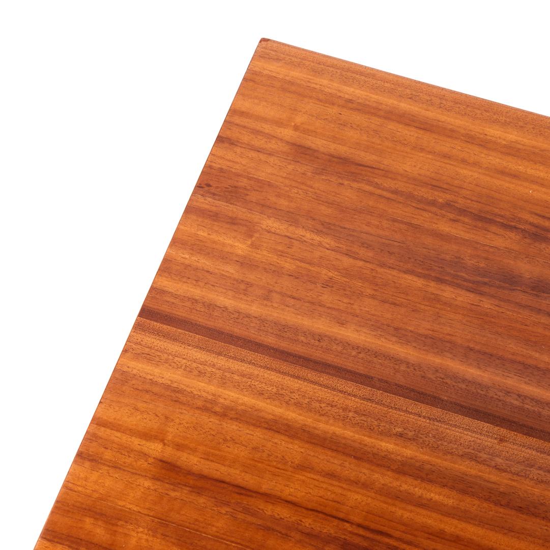 Table en noyer et fer du milieu du siècle en vente 1