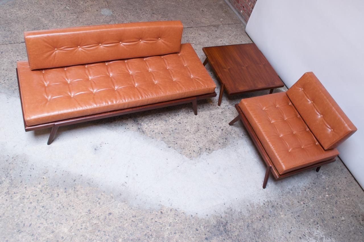 Midcentury Walnut and Leather Daybed / Settee by Mel Smilow 8