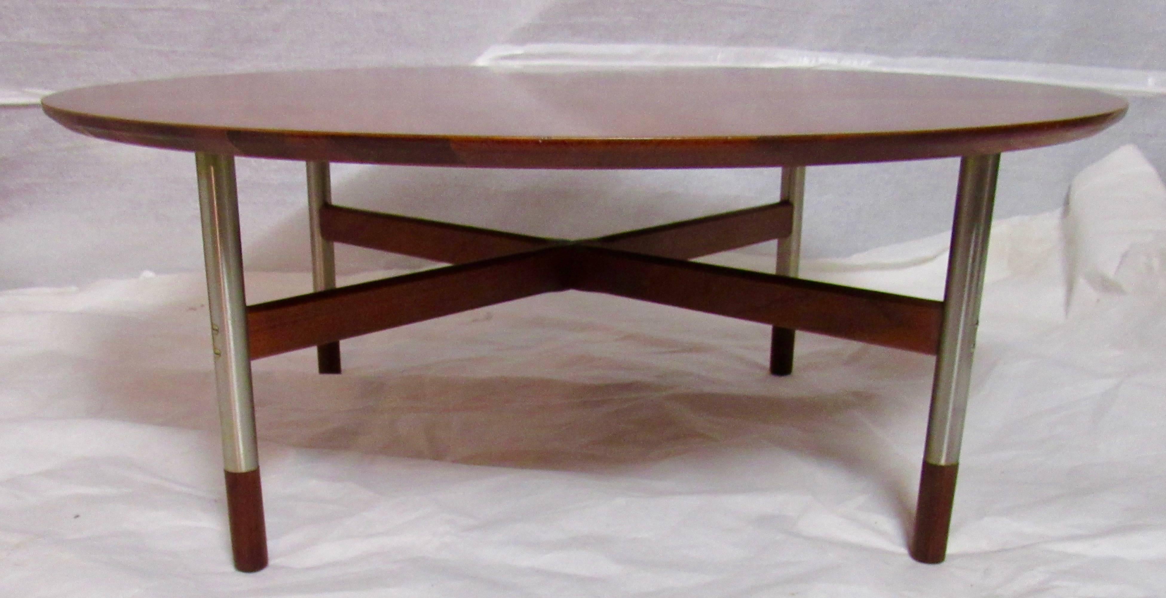 Mid-Century Modern Jack Cartwright Walnut and Steel Coffee Table for Founders Furniture C. 1965 For Sale