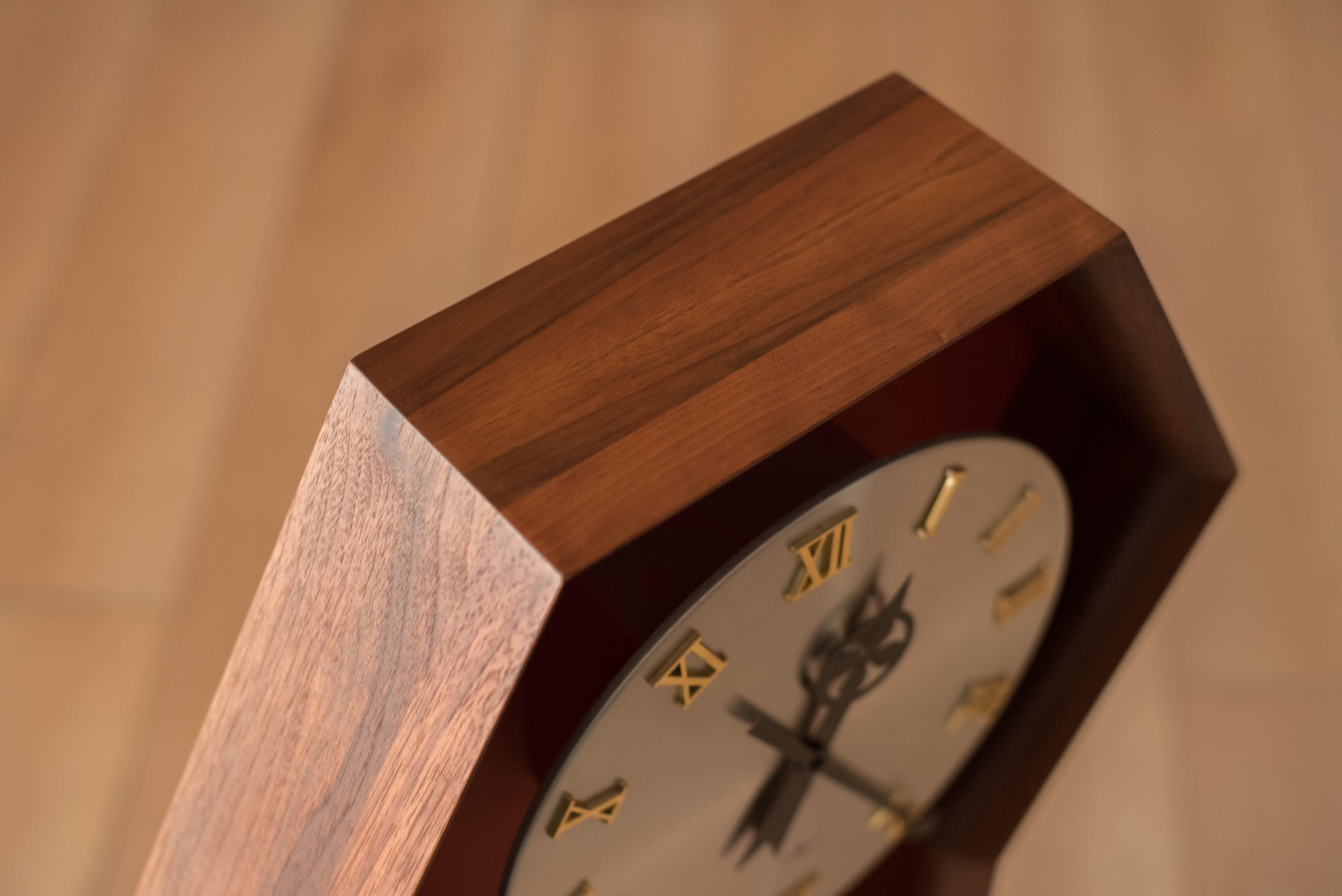Mid-Century Modern Midcentury Walnut Arthur Umanoff Meridian Pendulum Wall Clock for Howard Miller For Sale