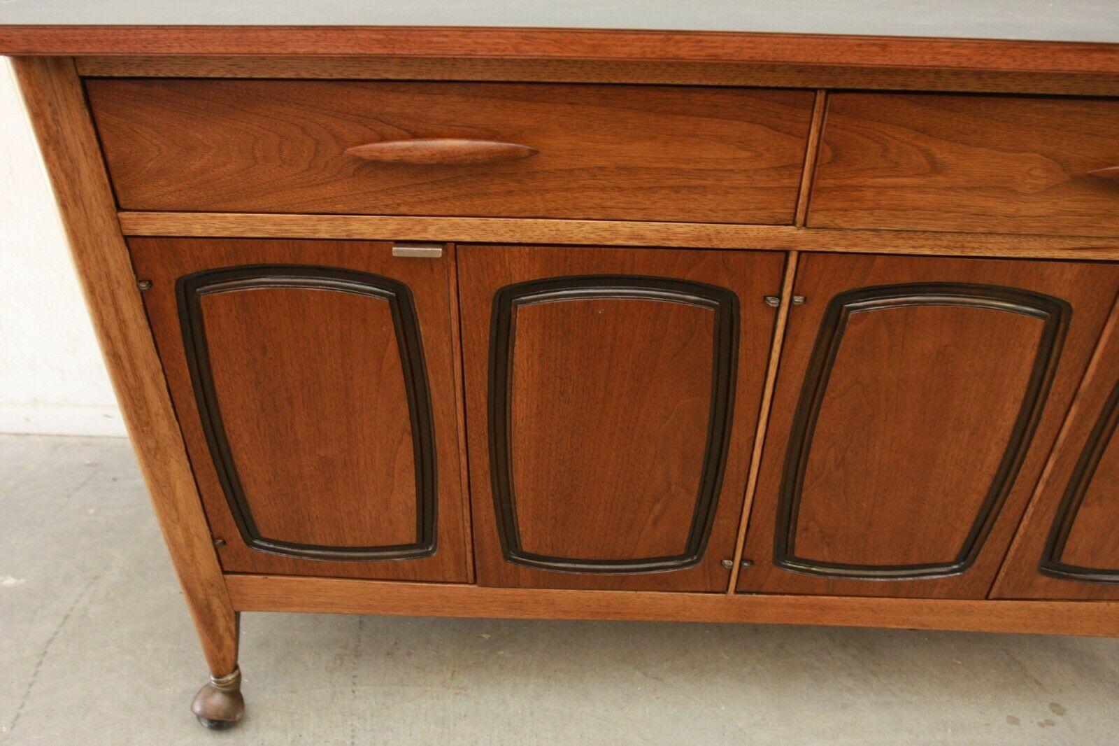 Mid-20th Century Mid-Century Walnut Bar Cart From Broyhill Emphasis Line