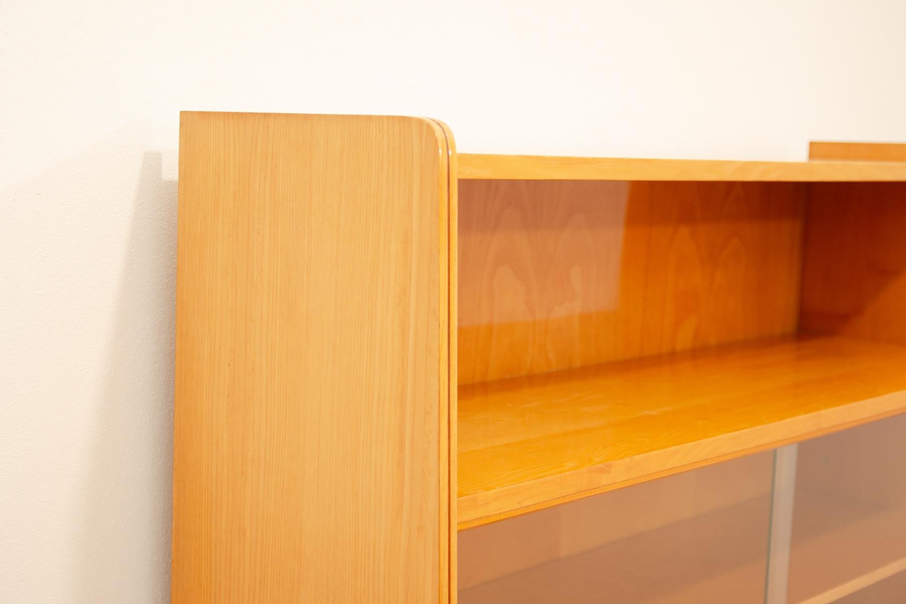 Mid century walnut bookcase by František Jirák, 1960´s, Czechoslovakia For Sale 3