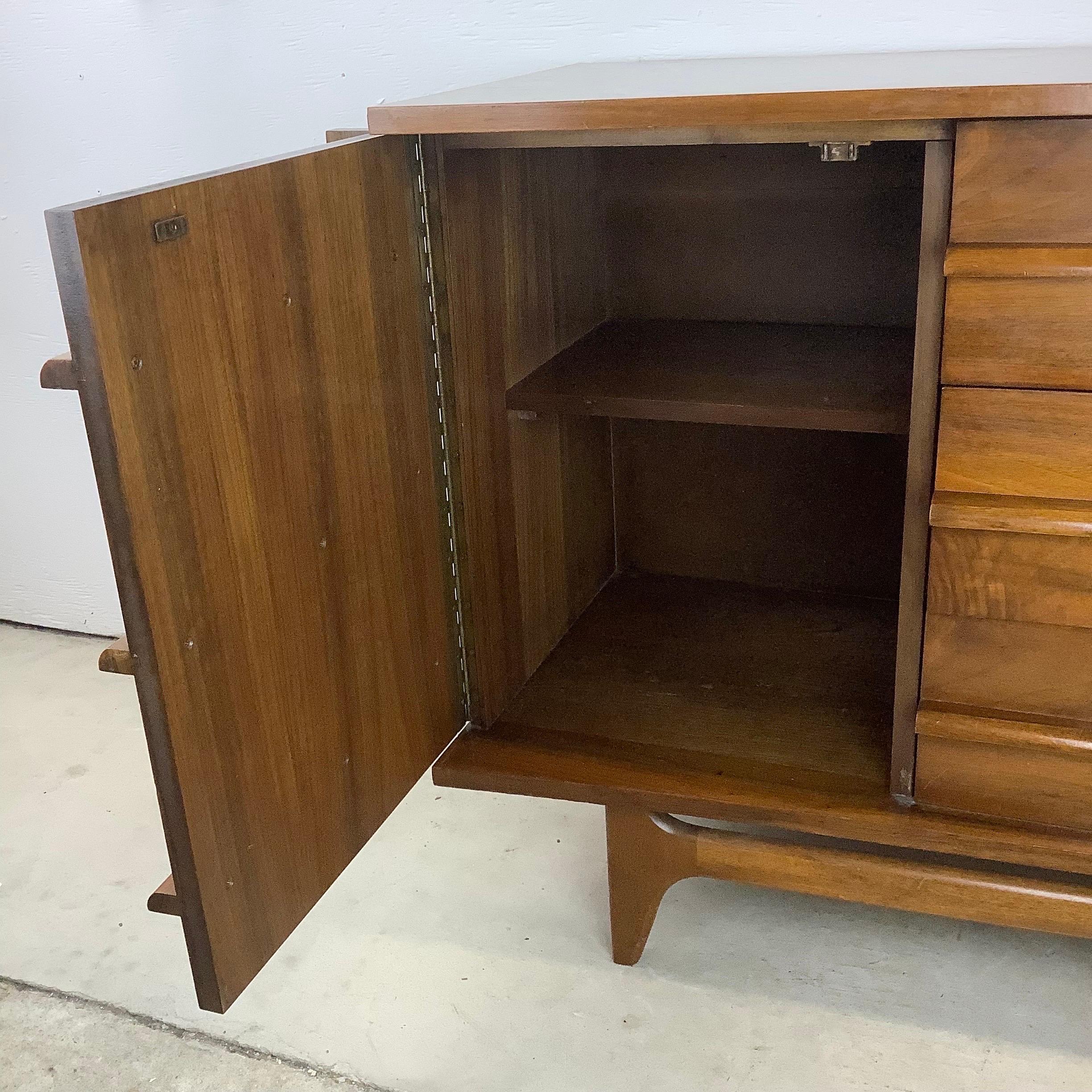 Mid-Century Walnut Bow Front Credenza by Young Mfg In Good Condition In Trenton, NJ