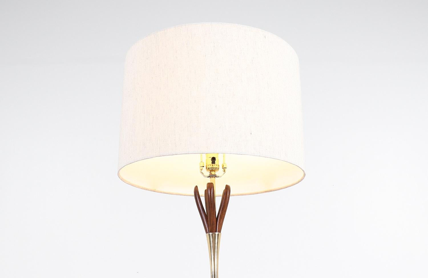 Mid-20th Century Midcentury Walnut and Brass Sculpted Table Lamp