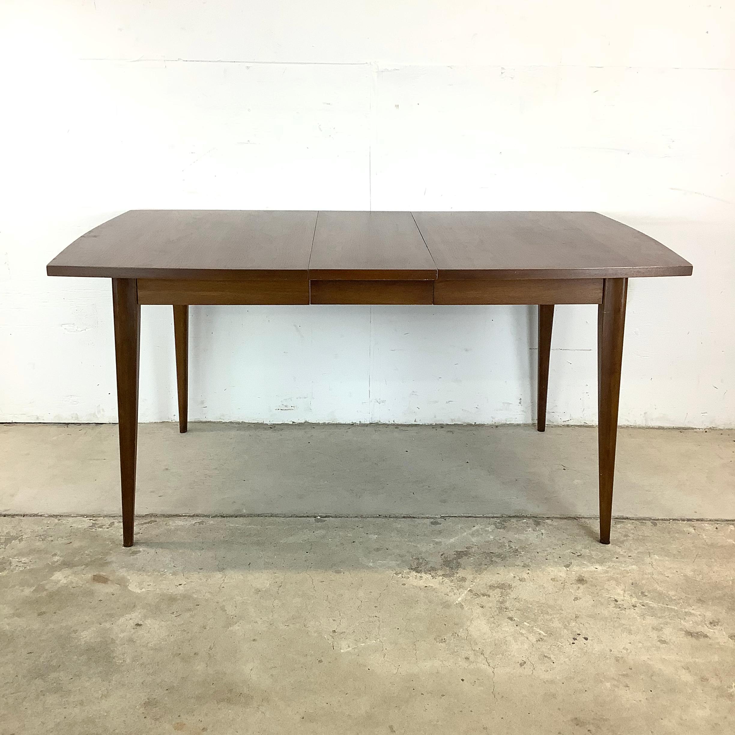 Mid-Century Walnut Broyhill Saga Dining Table With Leaf For Sale 4