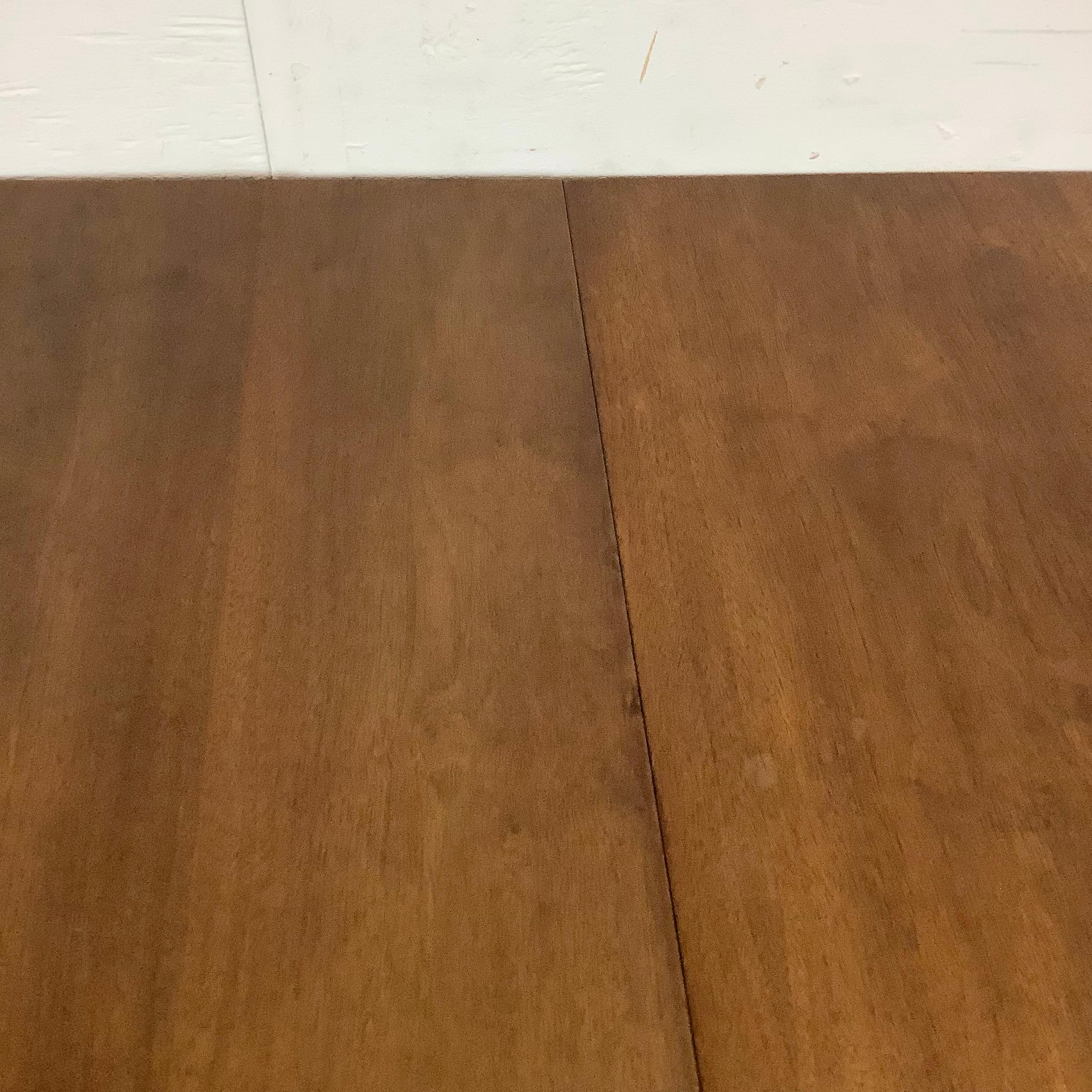 Mid-Century Walnut Broyhill Saga Dining Table With Leaf 11