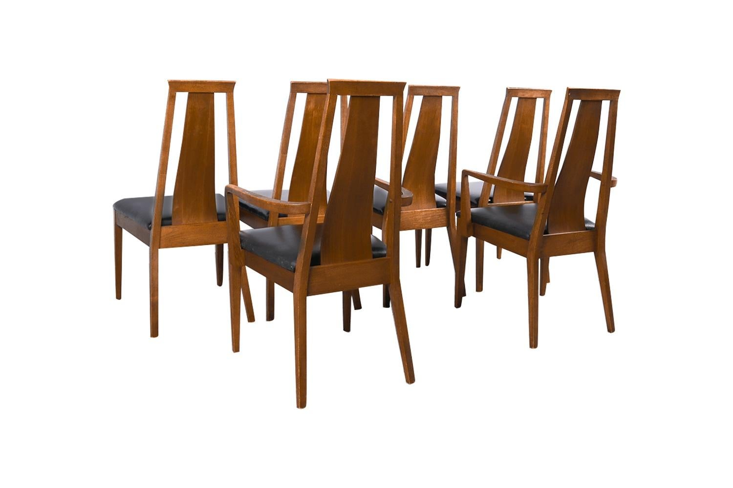 Mid Century Walnut Cane Back Six Dining Chairs American of Martinsville In Good Condition In Baltimore, MD
