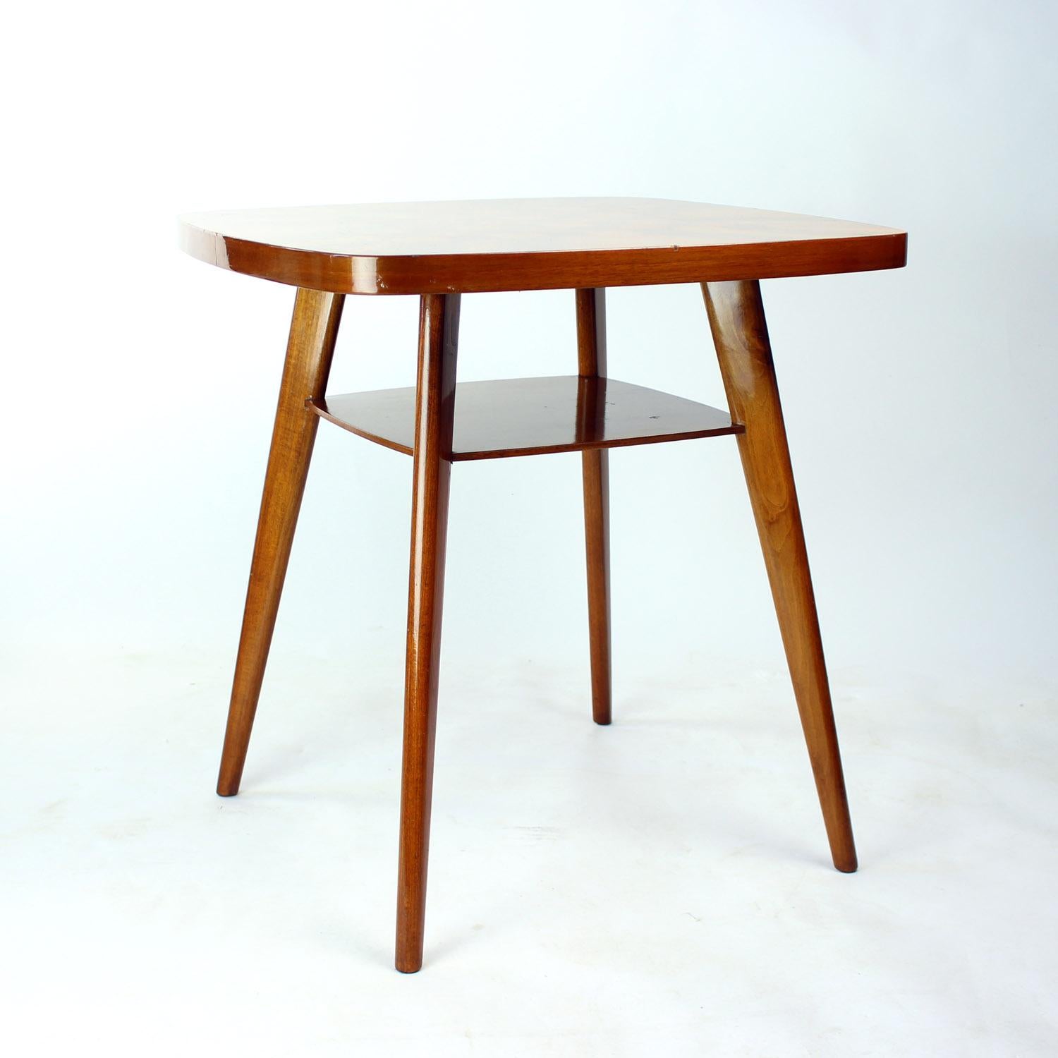 Mid Century Walnut Chess Coffee Table, Czechoslovakia, 1960s im Angebot 3