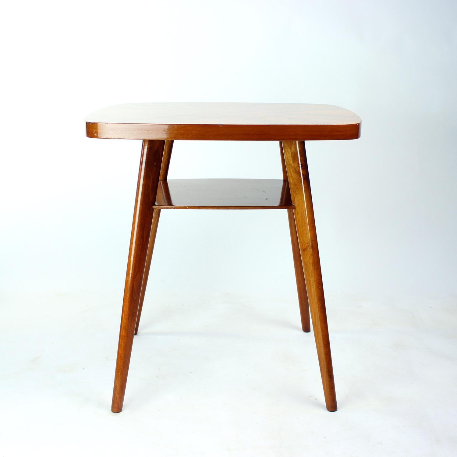 Mid Century Walnut Chess Coffee Table, Czechoslovakia, 1960s (Eichenholz) im Angebot