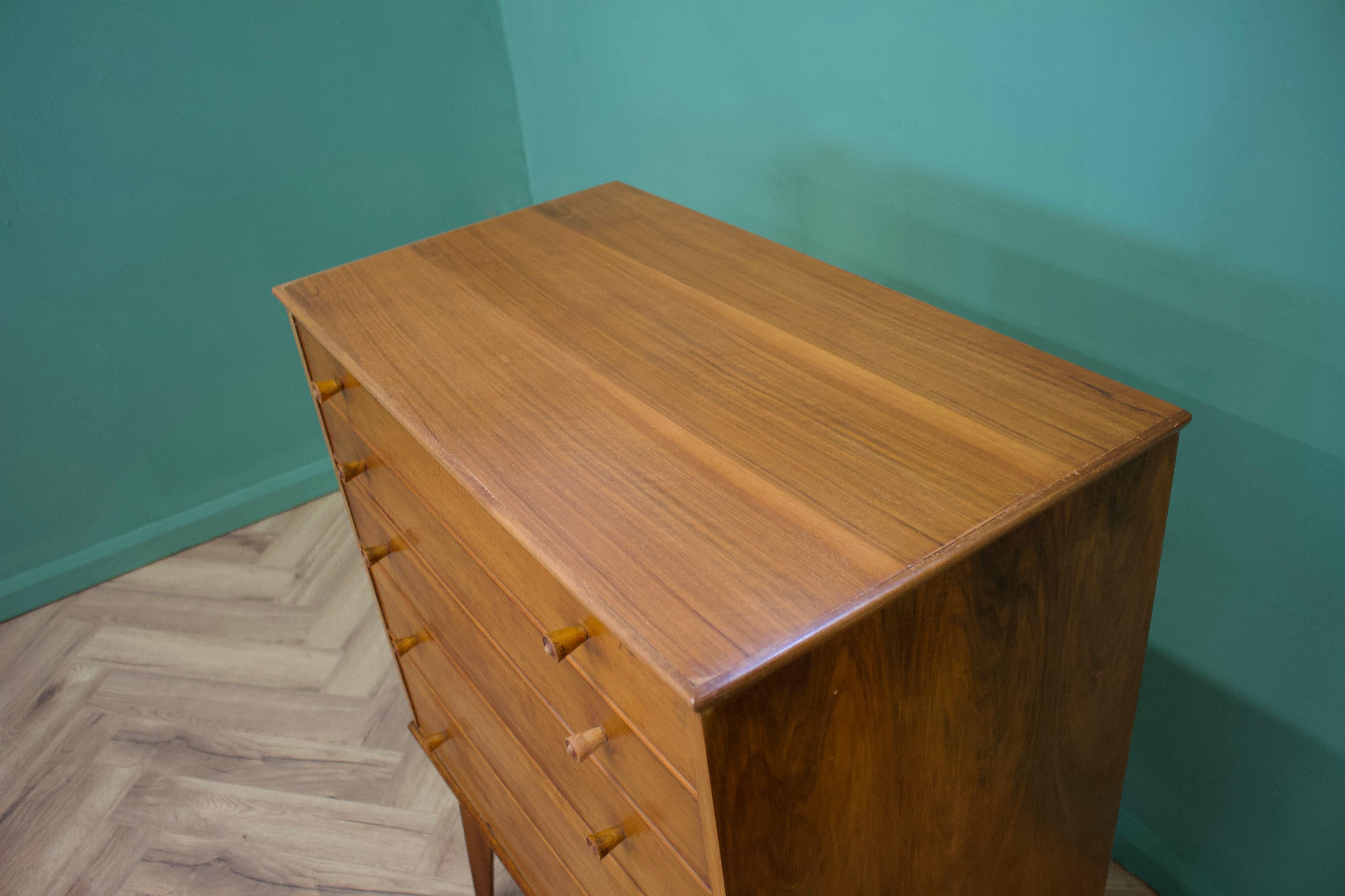 Veneer Mid-Century Walnut Chest of Drawers by Alfred COX for Heals, 1960s