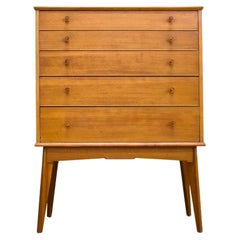 Vintage Mid-Century Walnut Chest of Drawers by Alfred COX for Heals, 1960s