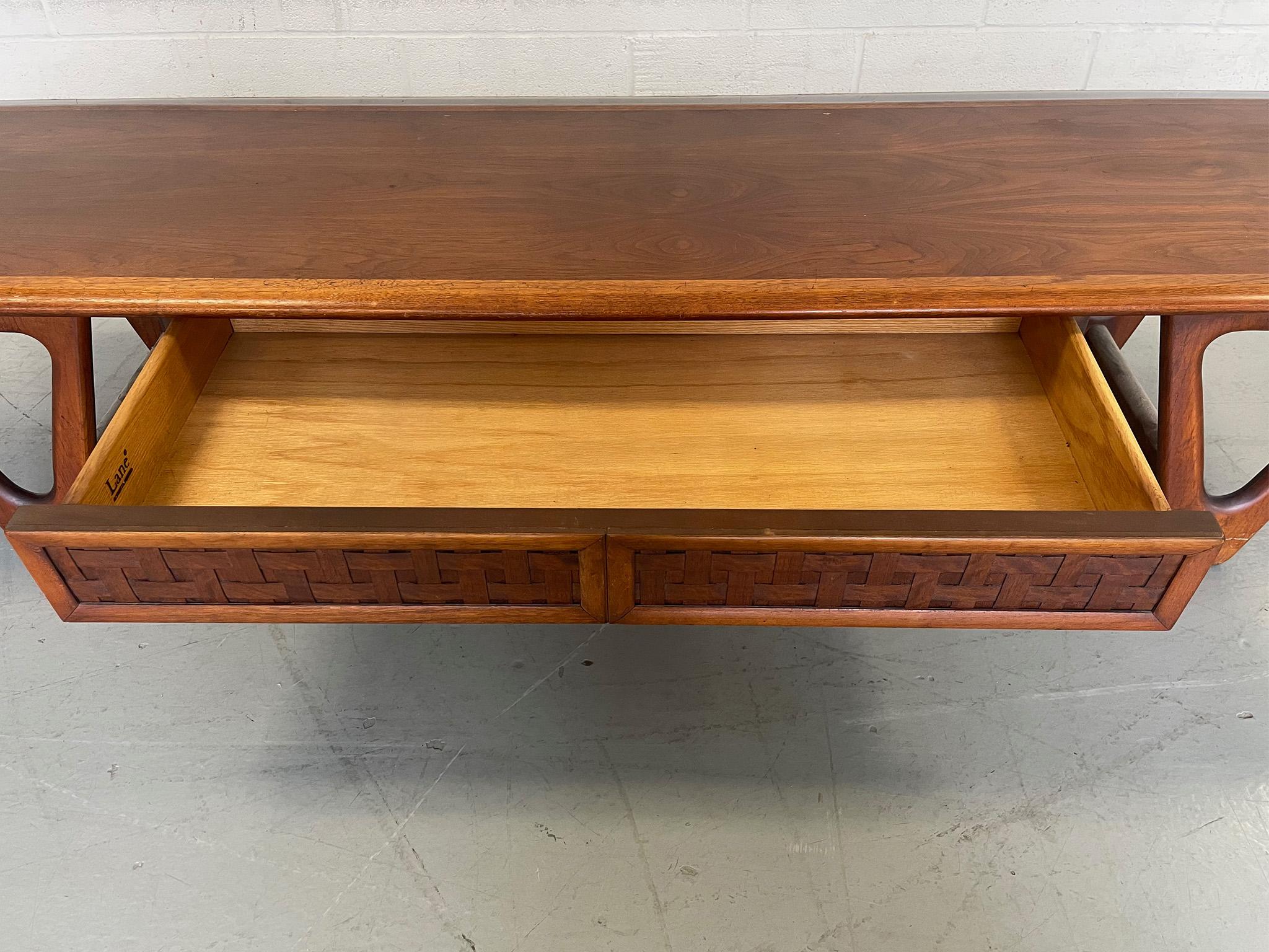 American Midcentury Walnut Coffee Table by Warren Church for Lane Company For Sale