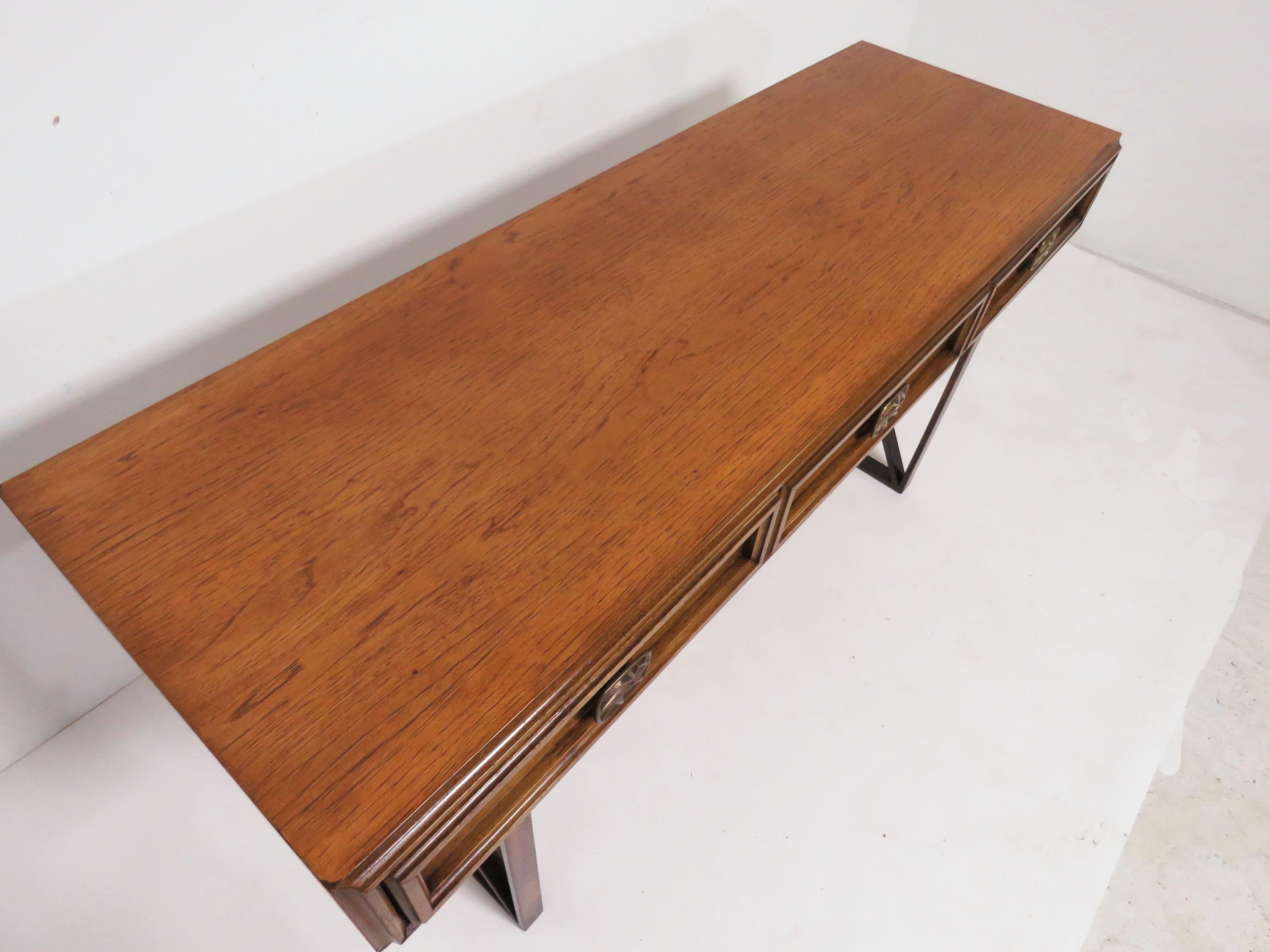 Midcentury Walnut Console or Writing Table with X-Form Bronzed Base, circa 1970s In Good Condition In Peabody, MA