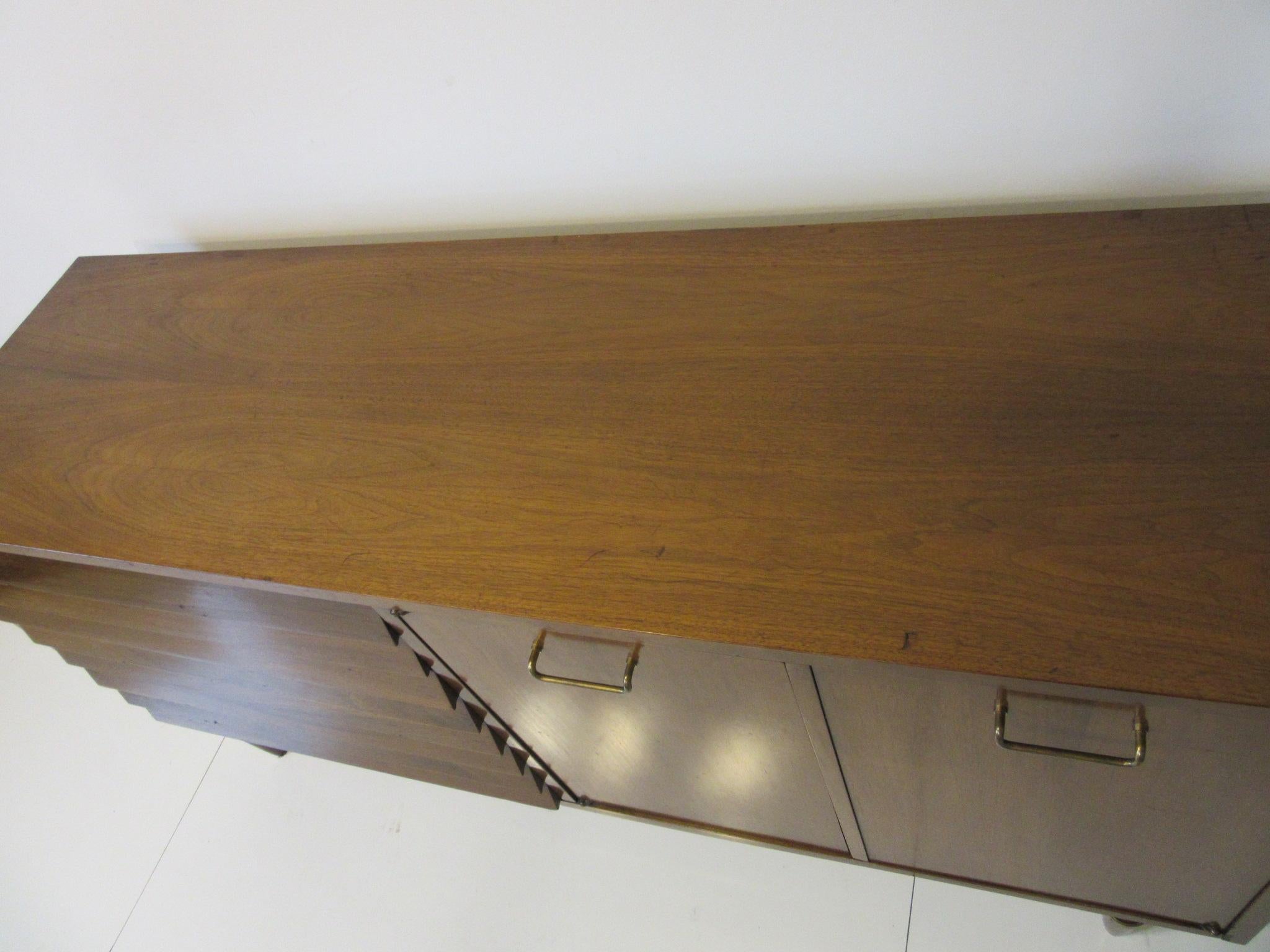Midcentury Walnut Credenza / Sideboard by American of Martinsville 5