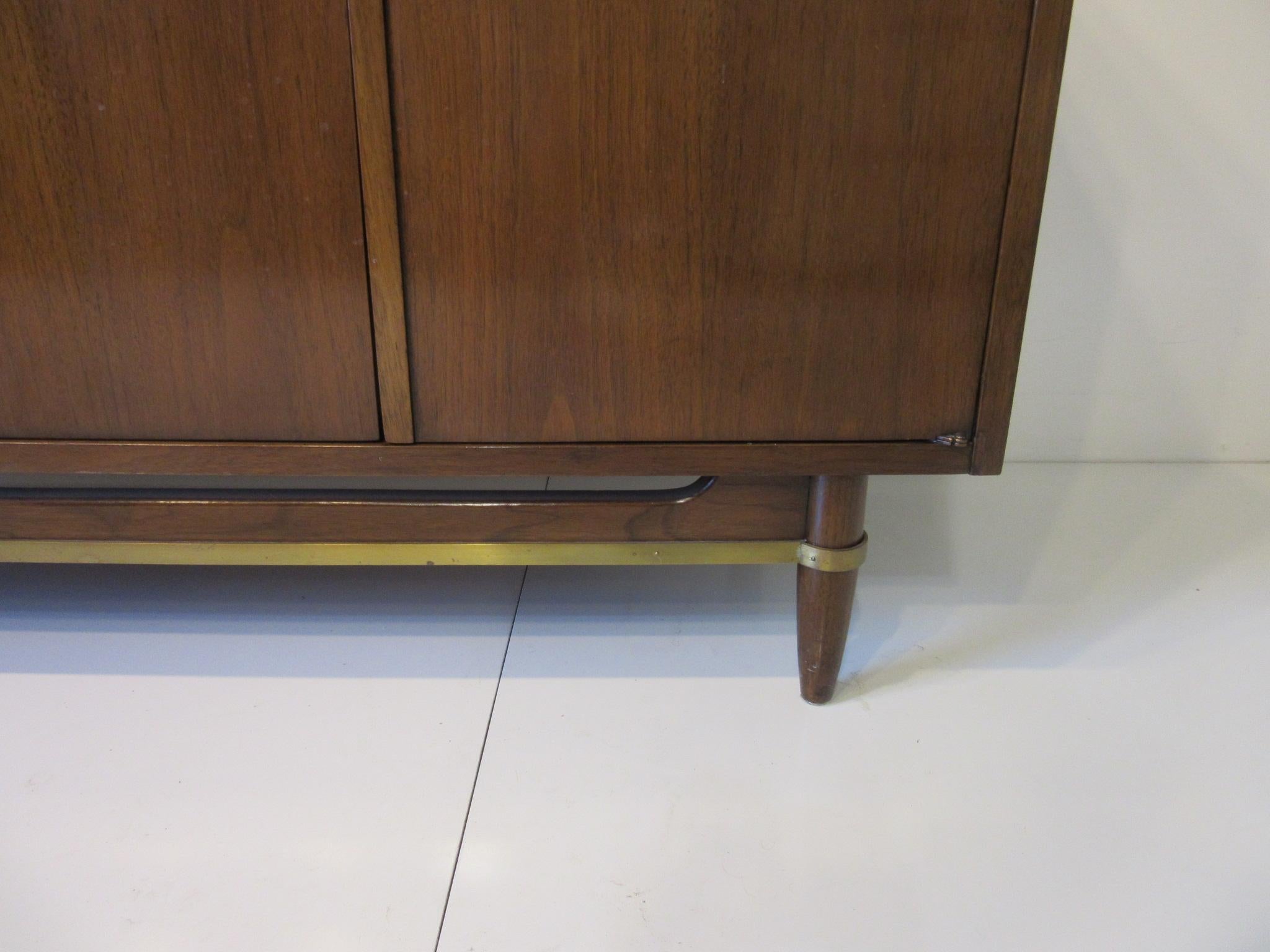 Midcentury Walnut Credenza / Sideboard by American of Martinsville 4