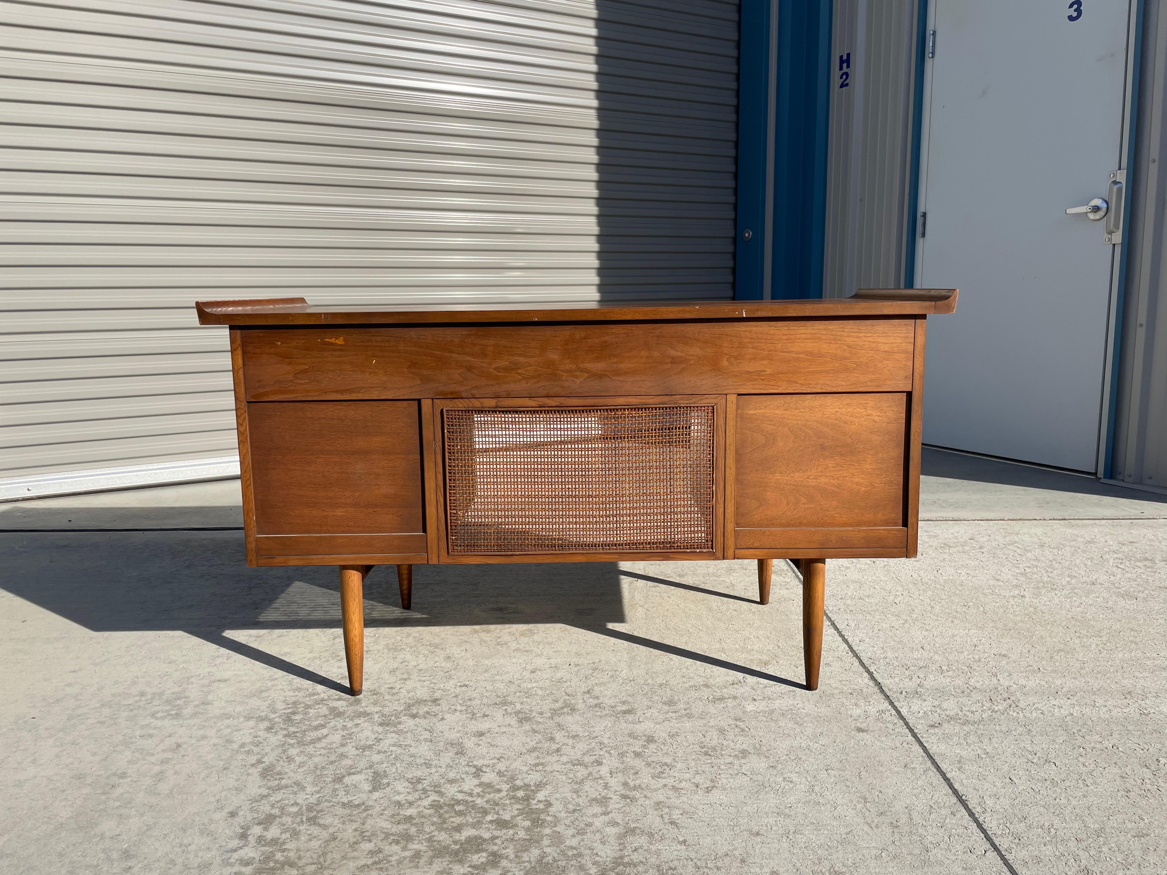 Midcentury Walnut Desk by Broyhill 4