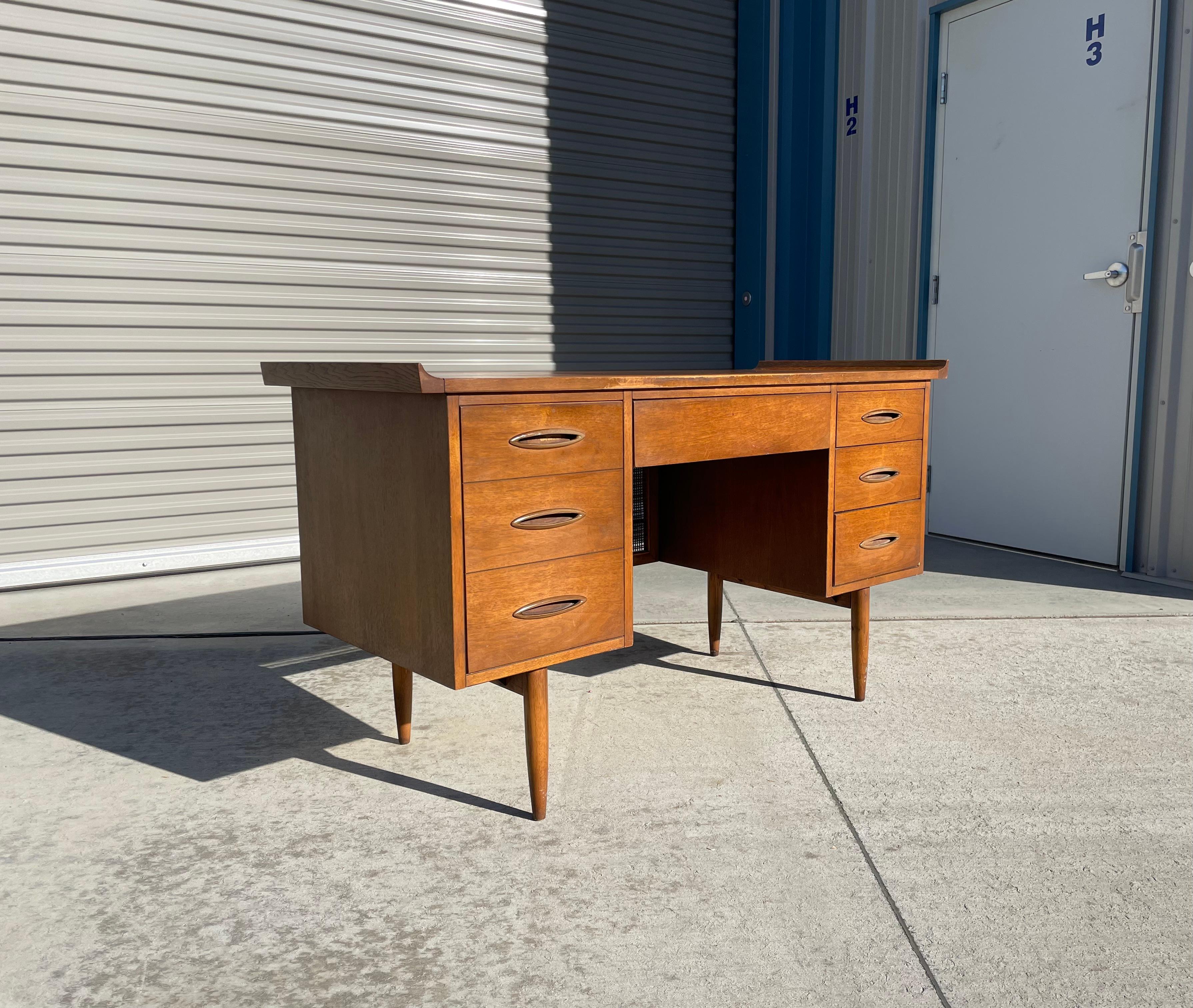 broyhill secretary desk