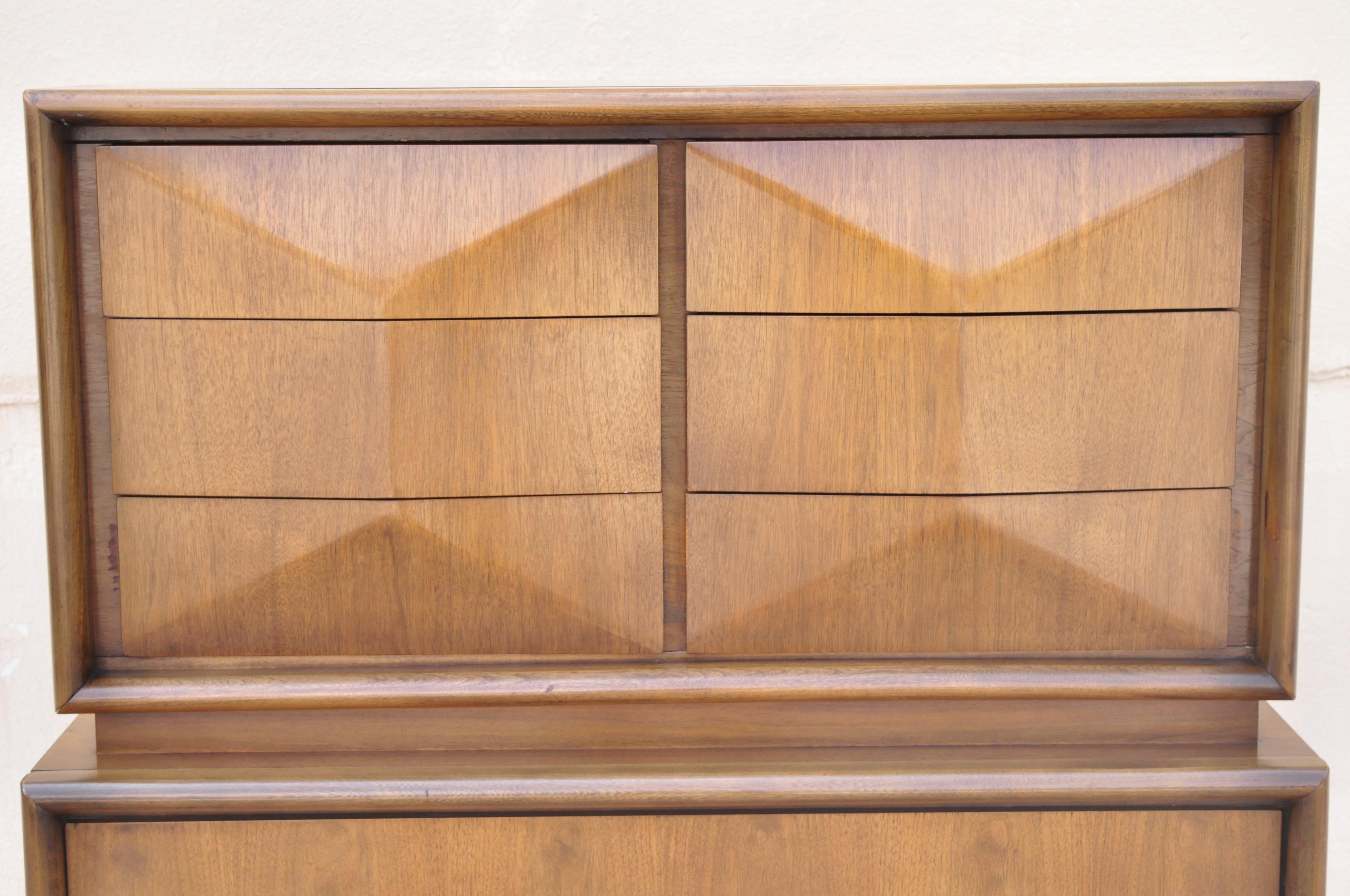 united diamond front dresser