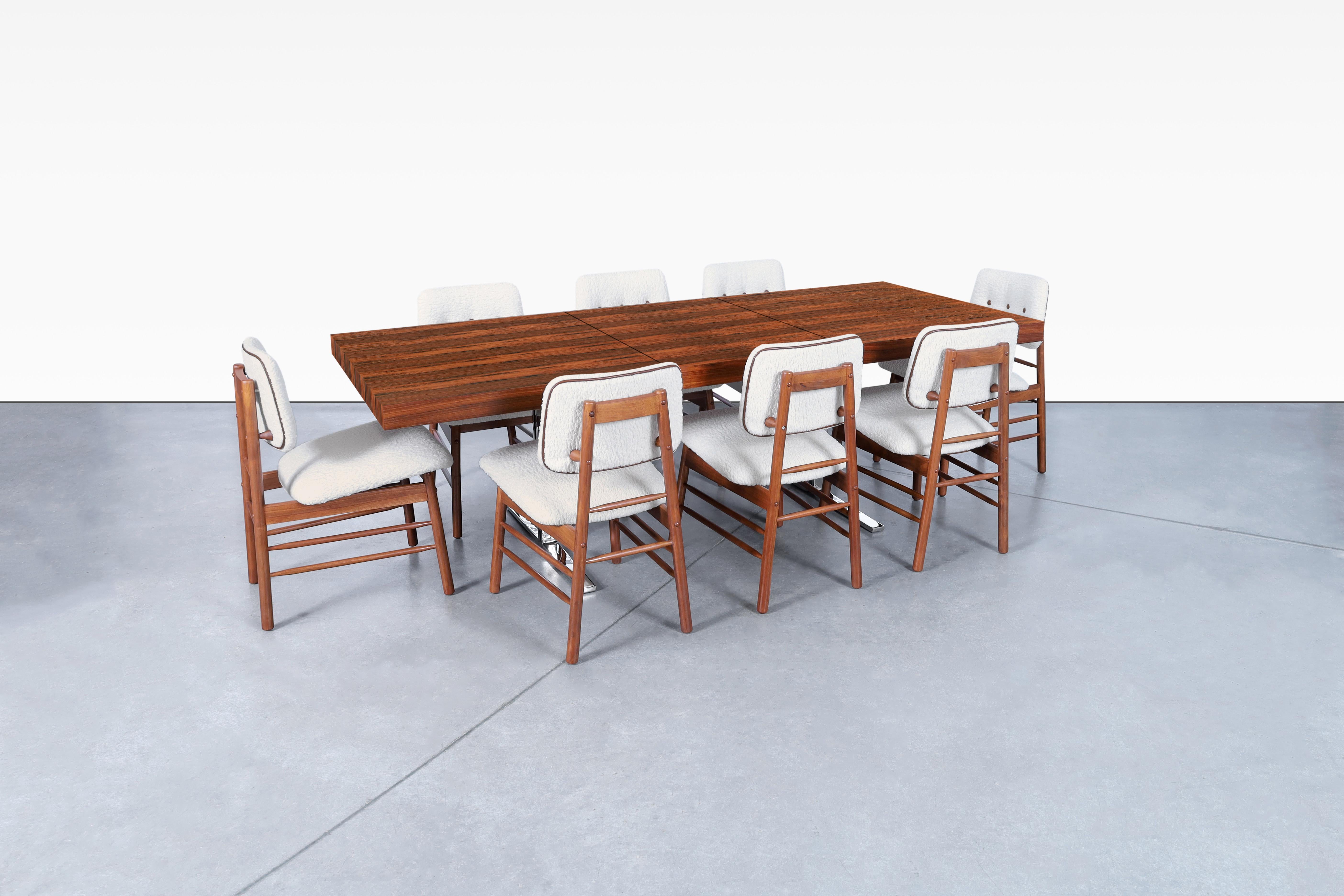 Esszimmerstühle aus Nussbaumholz von Greta M. Grossman für Glenn of California (Moderne der Mitte des Jahrhunderts) im Angebot