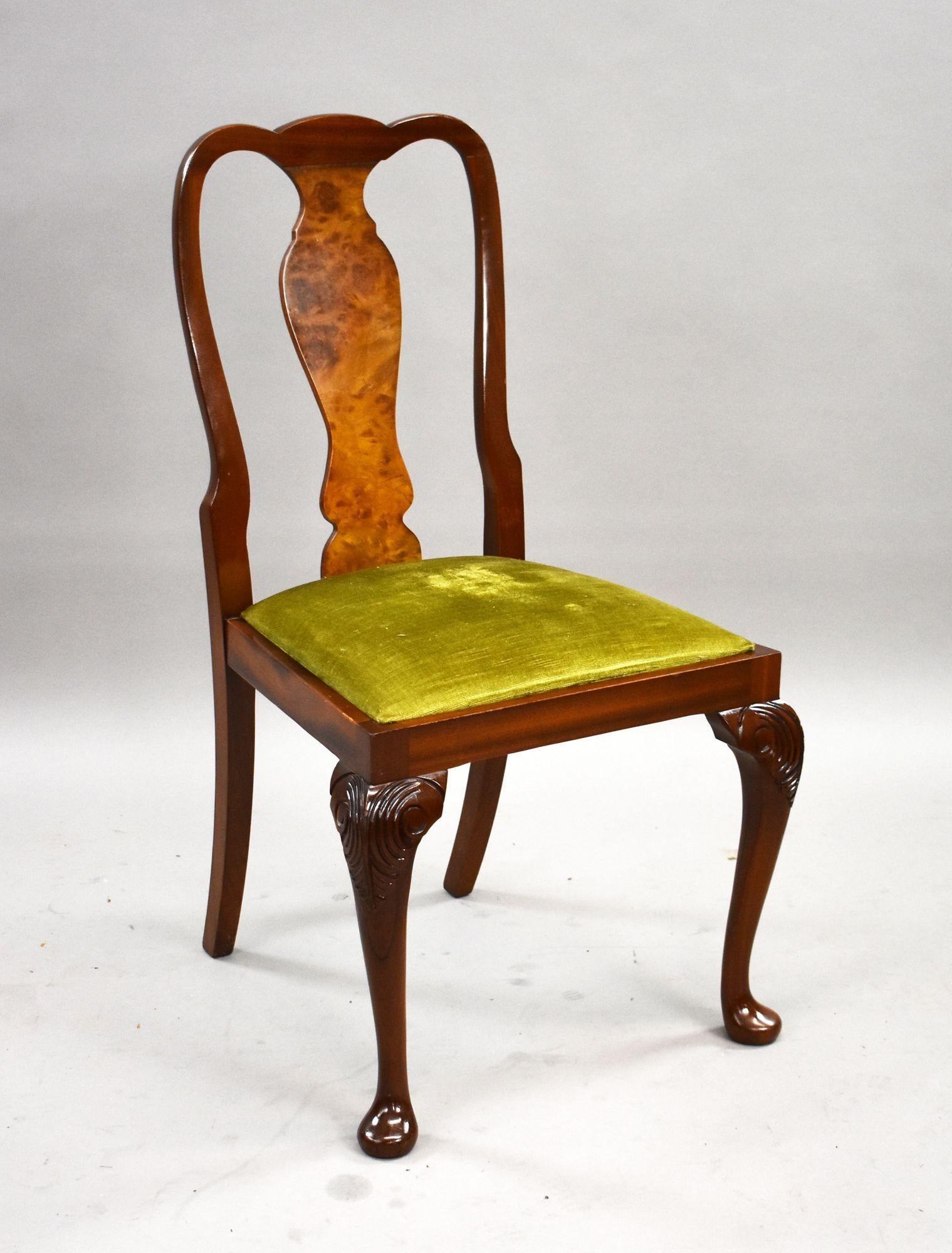 Suite da pranzo in noce del metà secolo in vendita 10