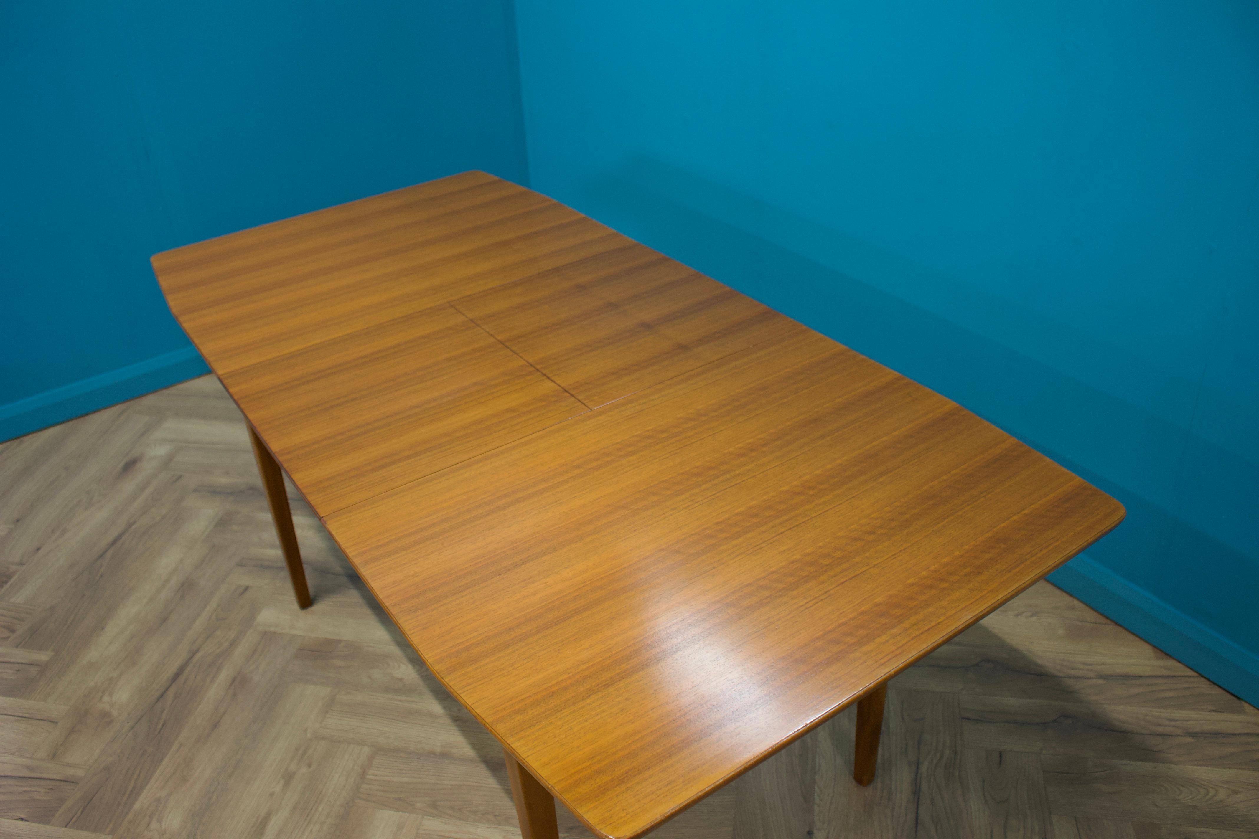 Mid Century Walnut Dining Table, 1960s For Sale 1