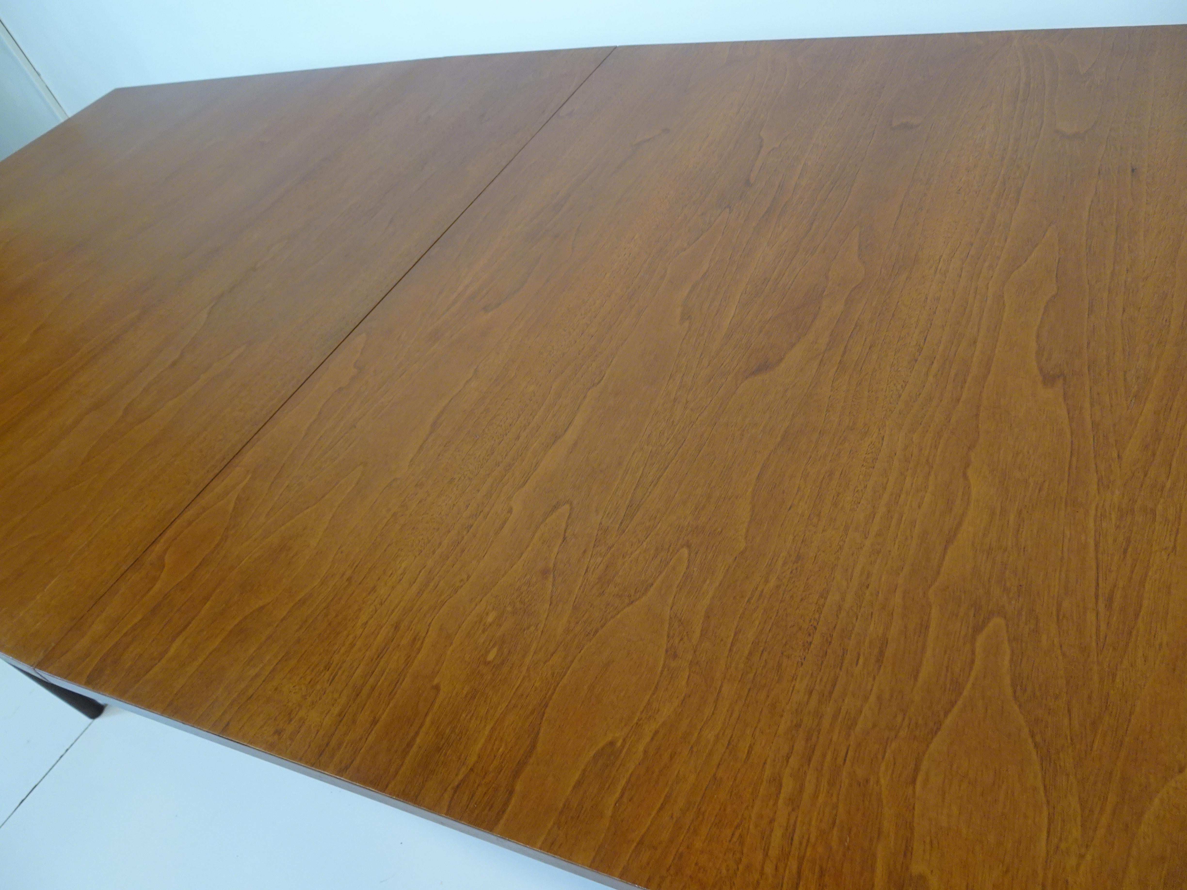 Mid Century Walnut Dining Table by Paul Browning for Stanley  4