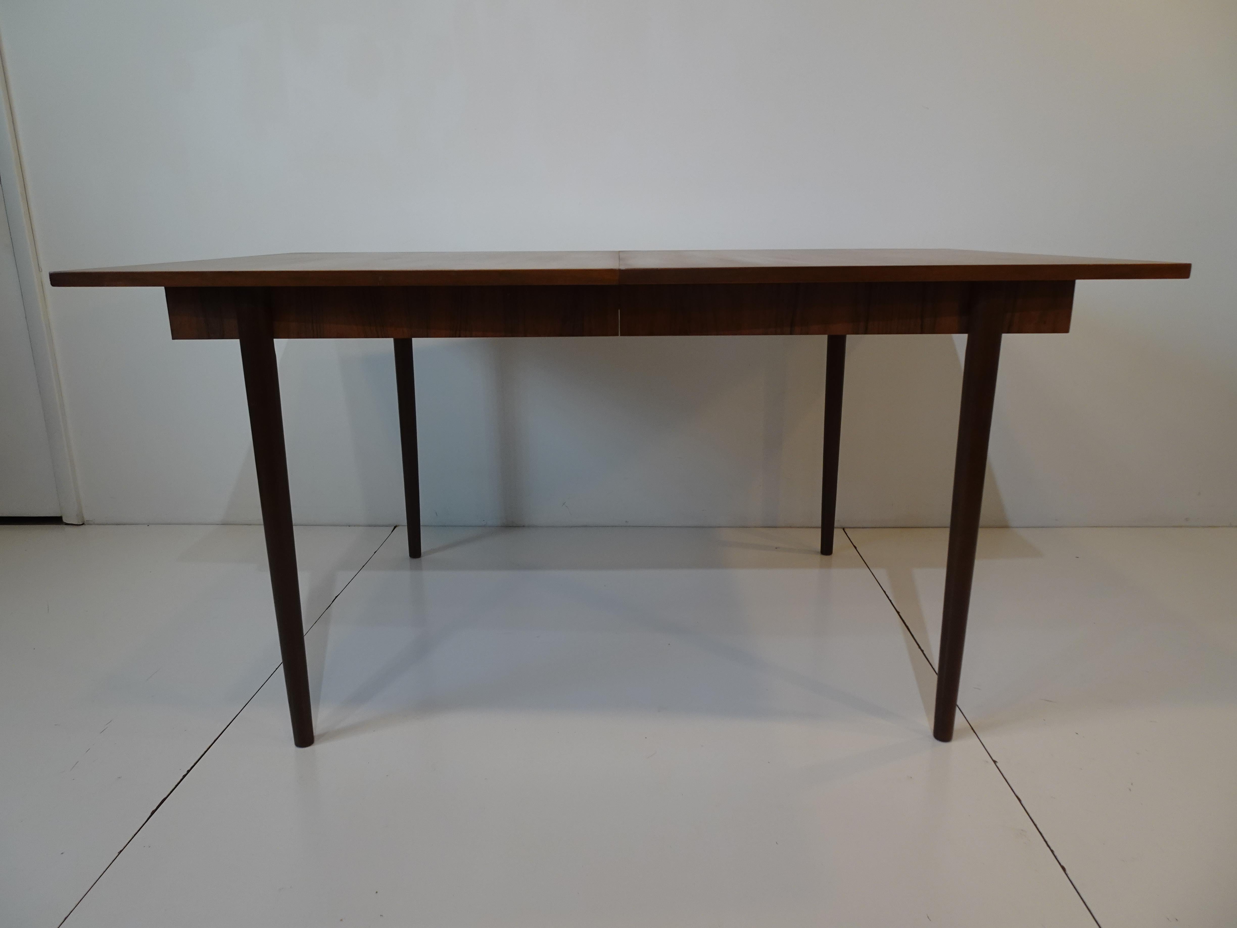 Mid Century Walnut Dining Table by Paul Browning for Stanley  6