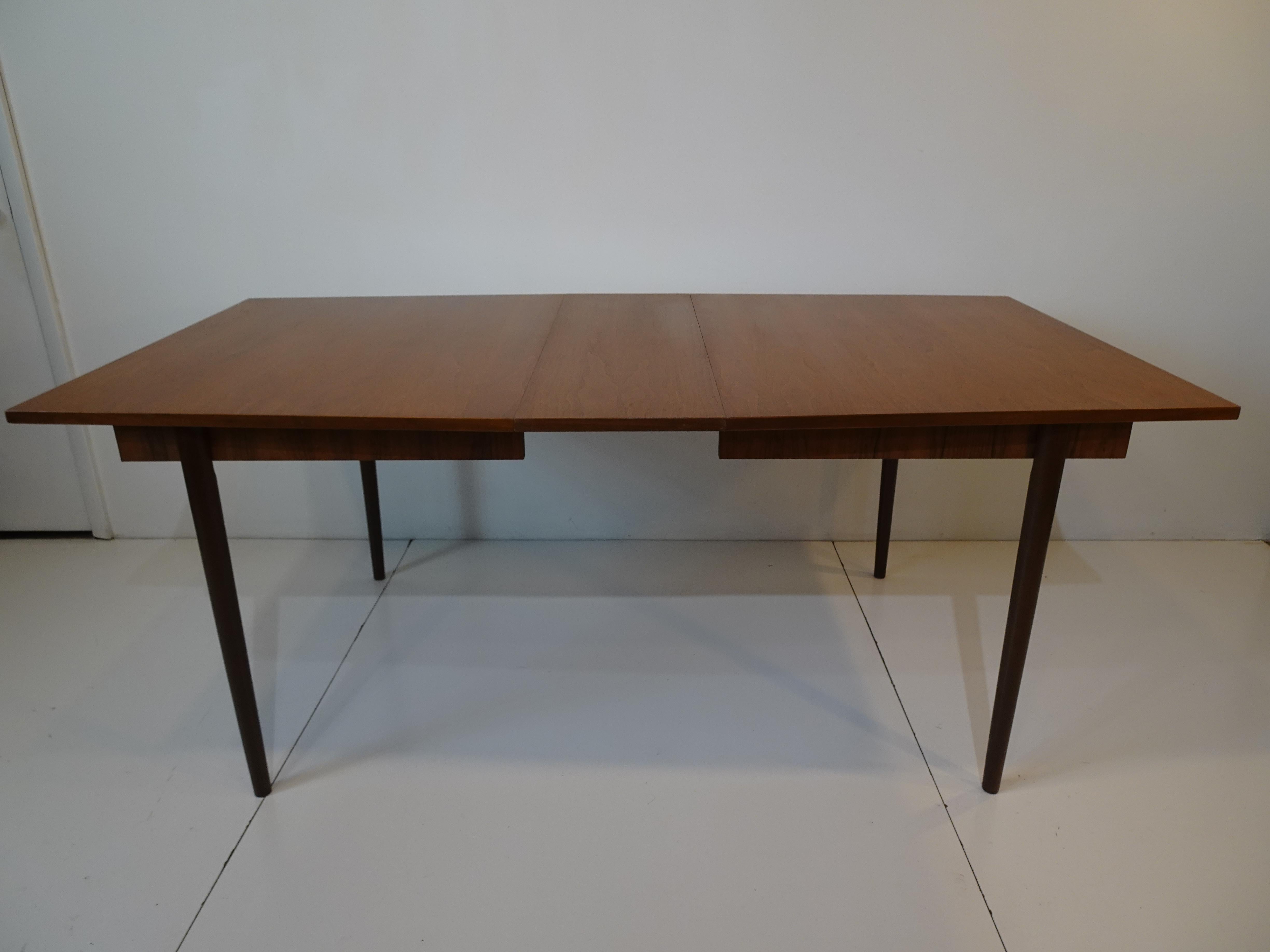 Mid Century Walnut Dining Table by Paul Browning for Stanley  2