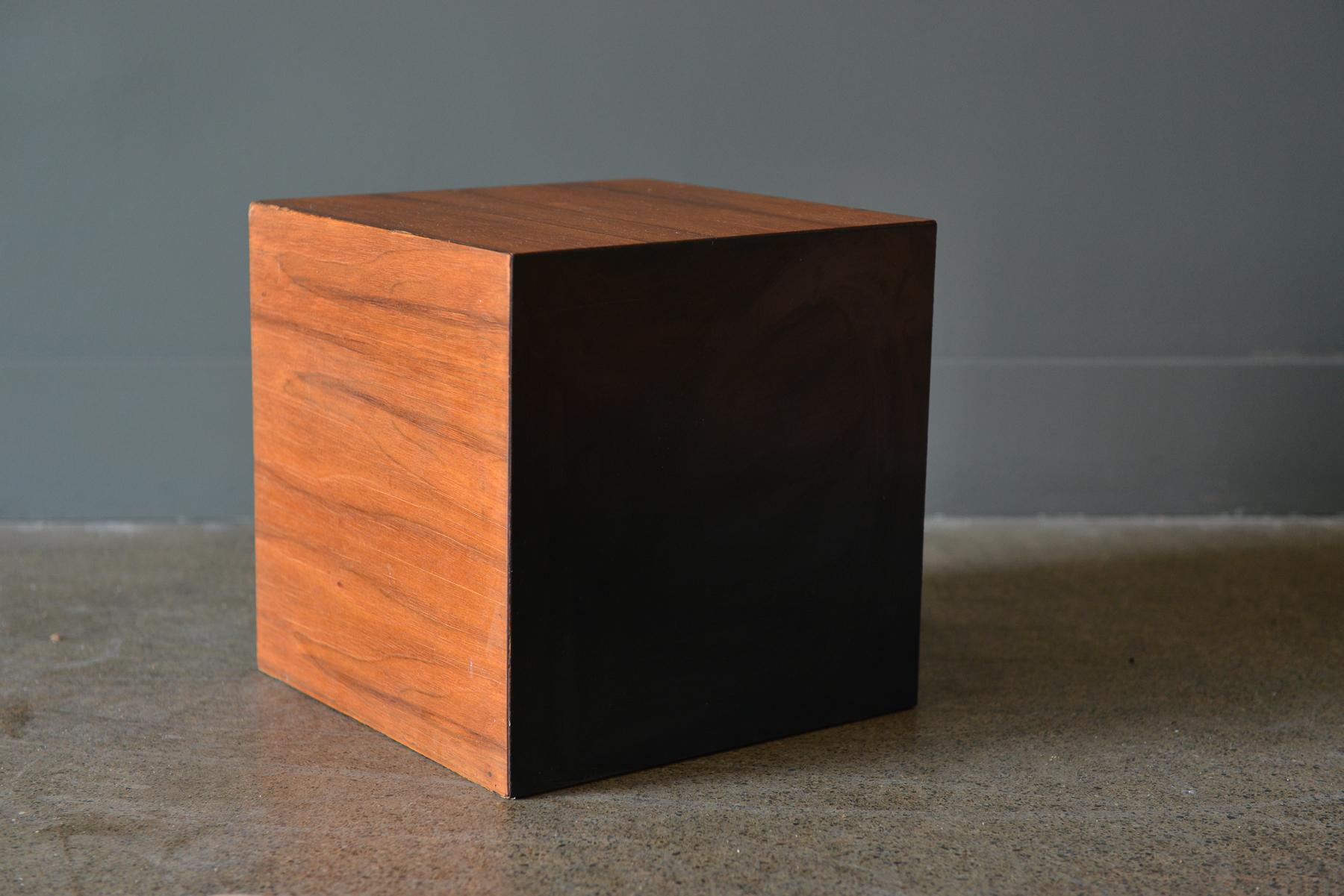 Mid-Century Modern Midcentury Walnut Display Cubes or Side Tables, circa 1970