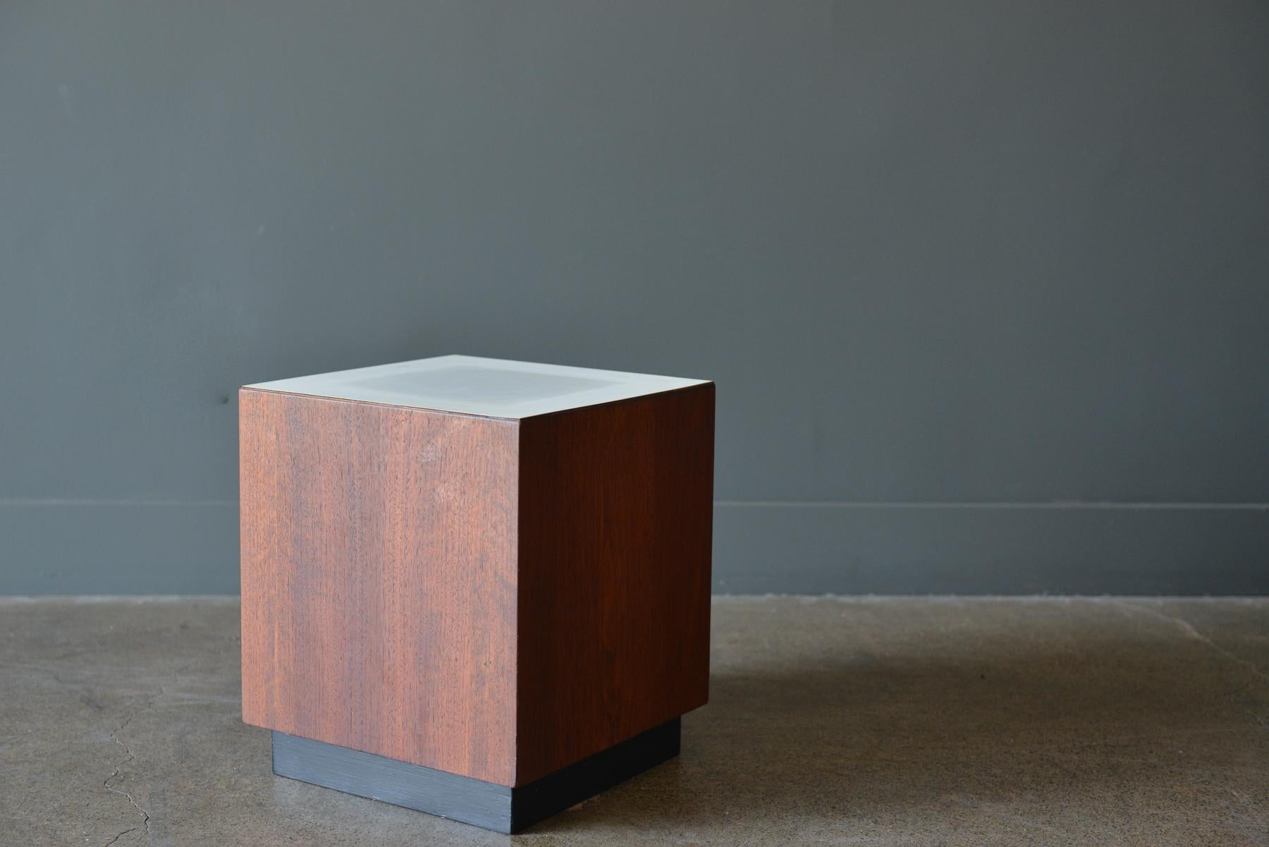 Midcentury Walnut Display Cubes or Side Tables, circa 1970 1
