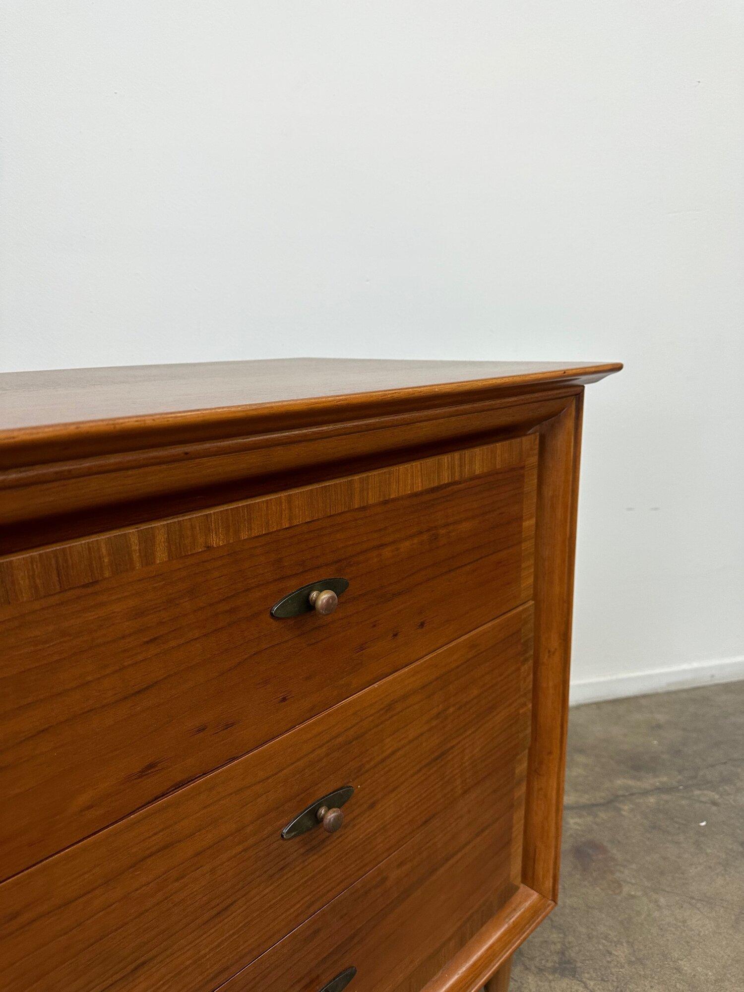 Mid Century Walnut Dresser by Kroehler 2